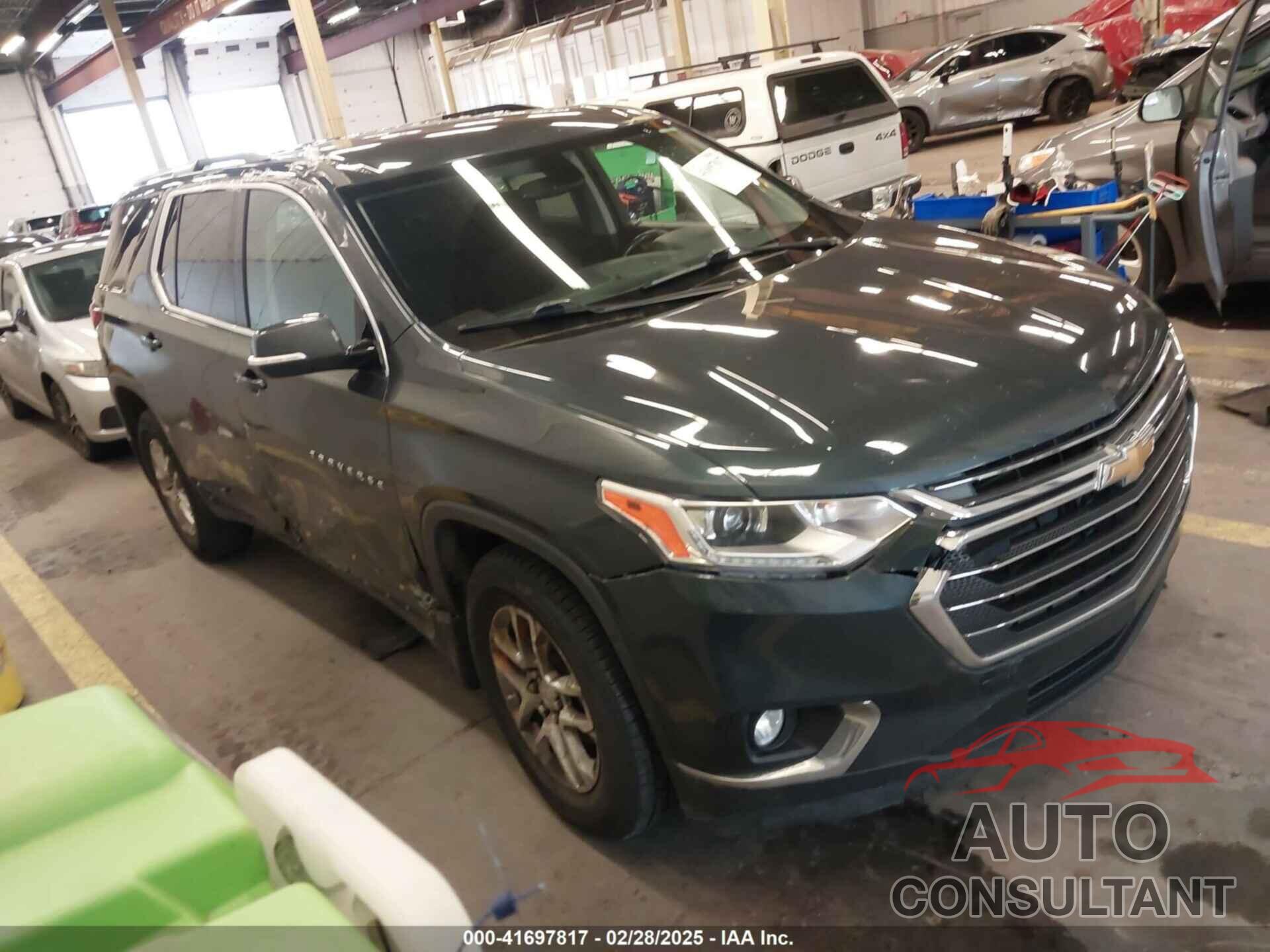CHEVROLET TRAVERSE 2018 - 1GNEVGKW8JJ141435