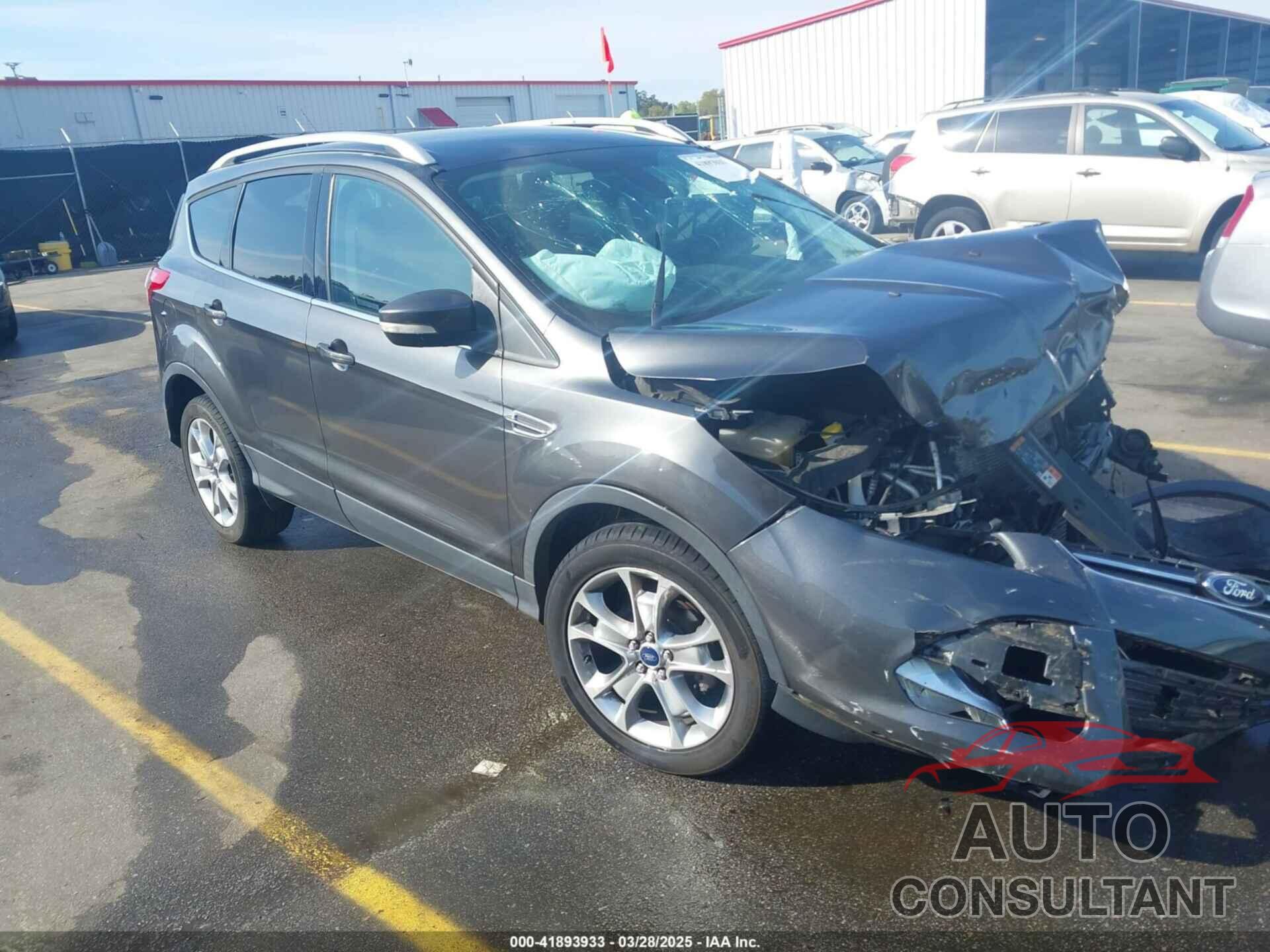 FORD ESCAPE 2015 - 1FMCU0JX1FUB92412