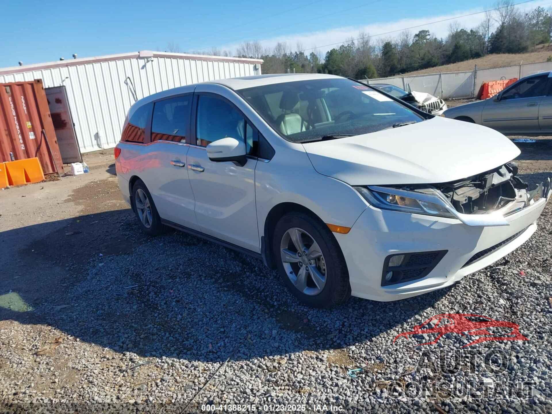 HONDA ODYSSEY 2018 - 5FNRL6H72JB047293