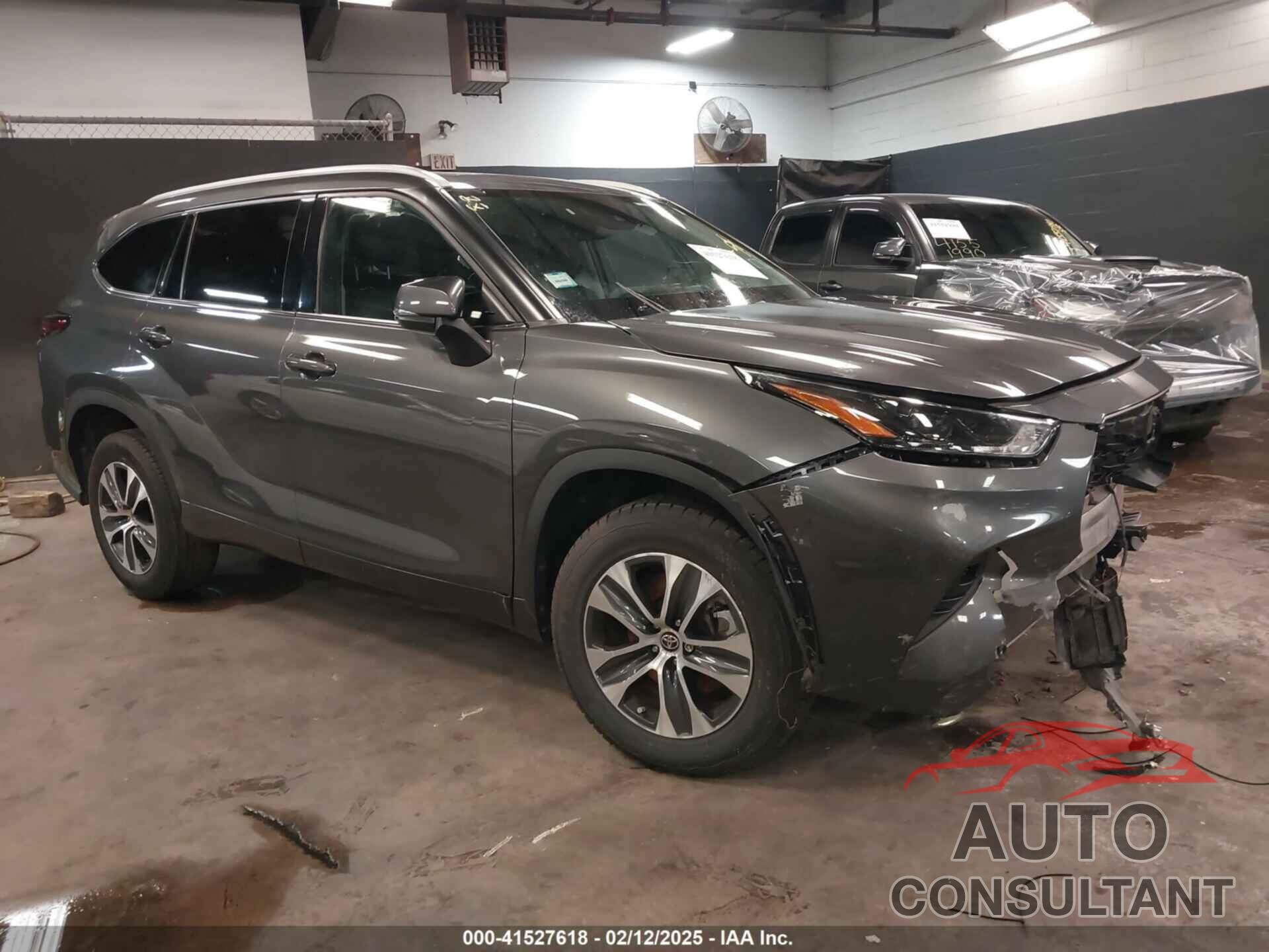 TOYOTA HIGHLANDER 2022 - 5TDGZRAH2NS544100