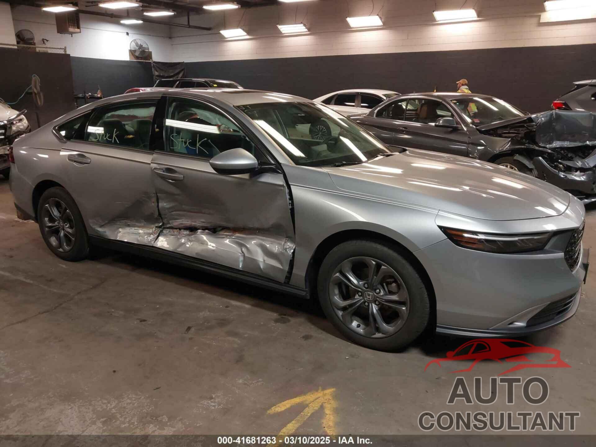 HONDA ACCORD 2023 - 1HGCY1F33PA020553