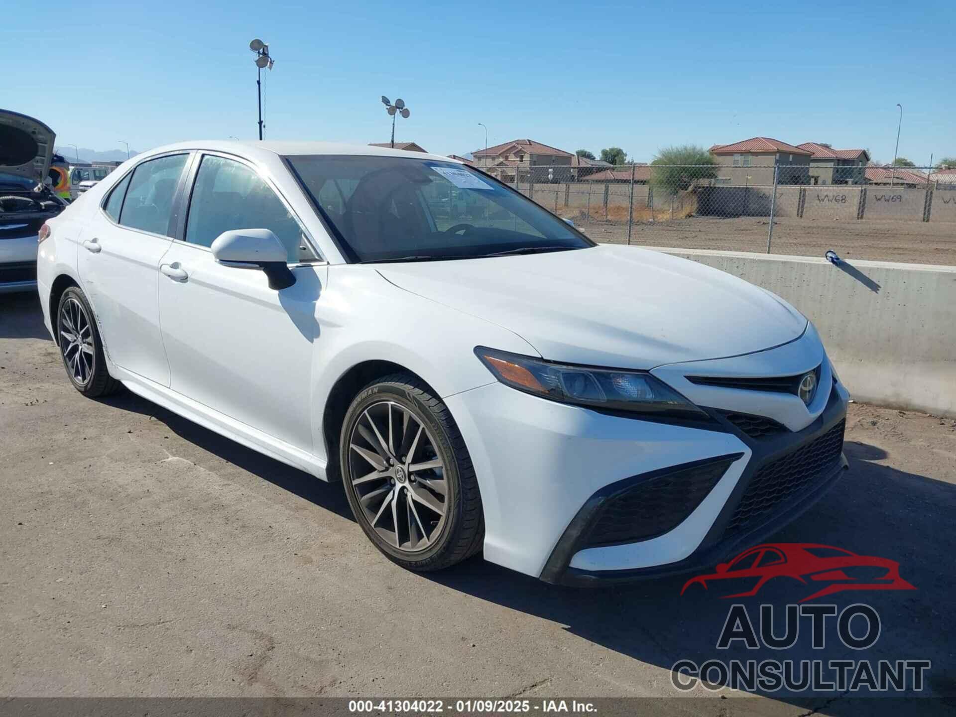 TOYOTA CAMRY 2023 - 4T1G11AK6PU083840