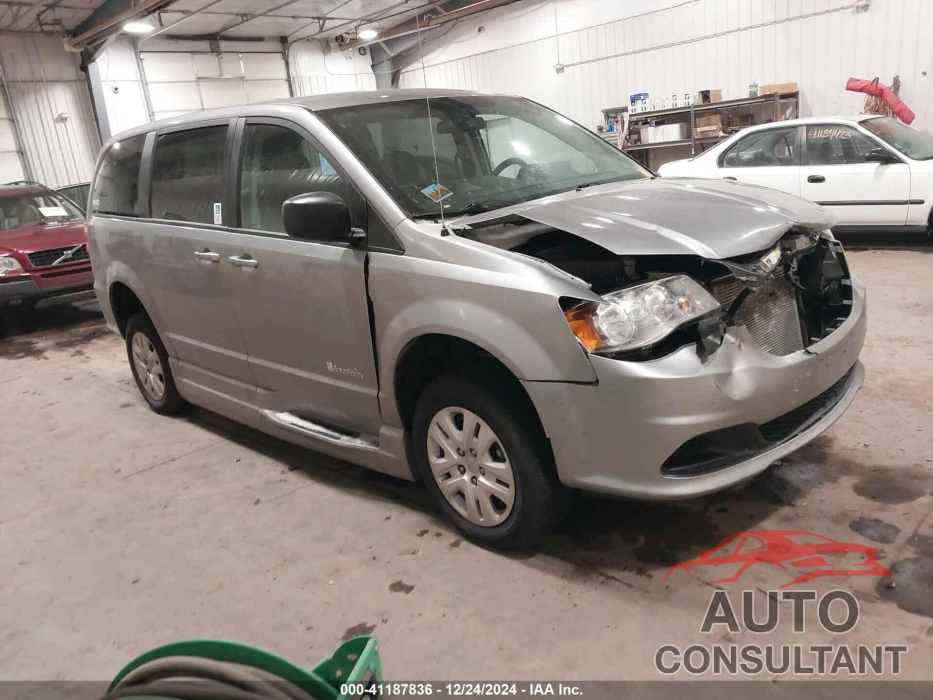 DODGE GRAND CARAVAN 2018 - 2C7WDGBG5JR190535