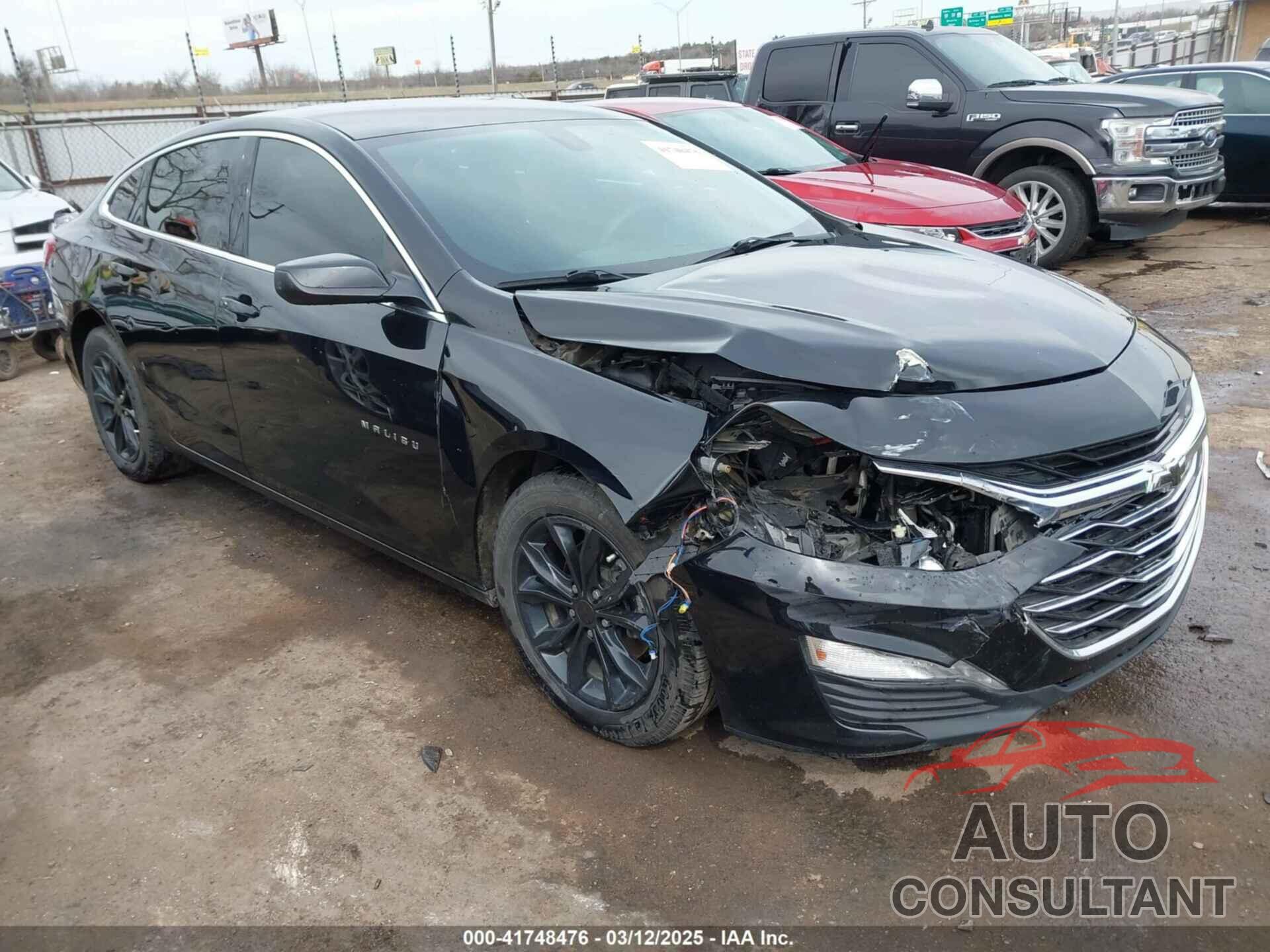 CHEVROLET MALIBU 2019 - 1G1ZD5ST8KF201086