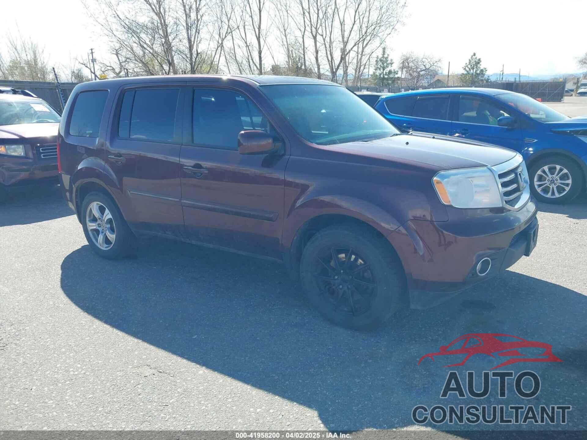 HONDA PILOT 2012 - 5FNYF4H69CB028550
