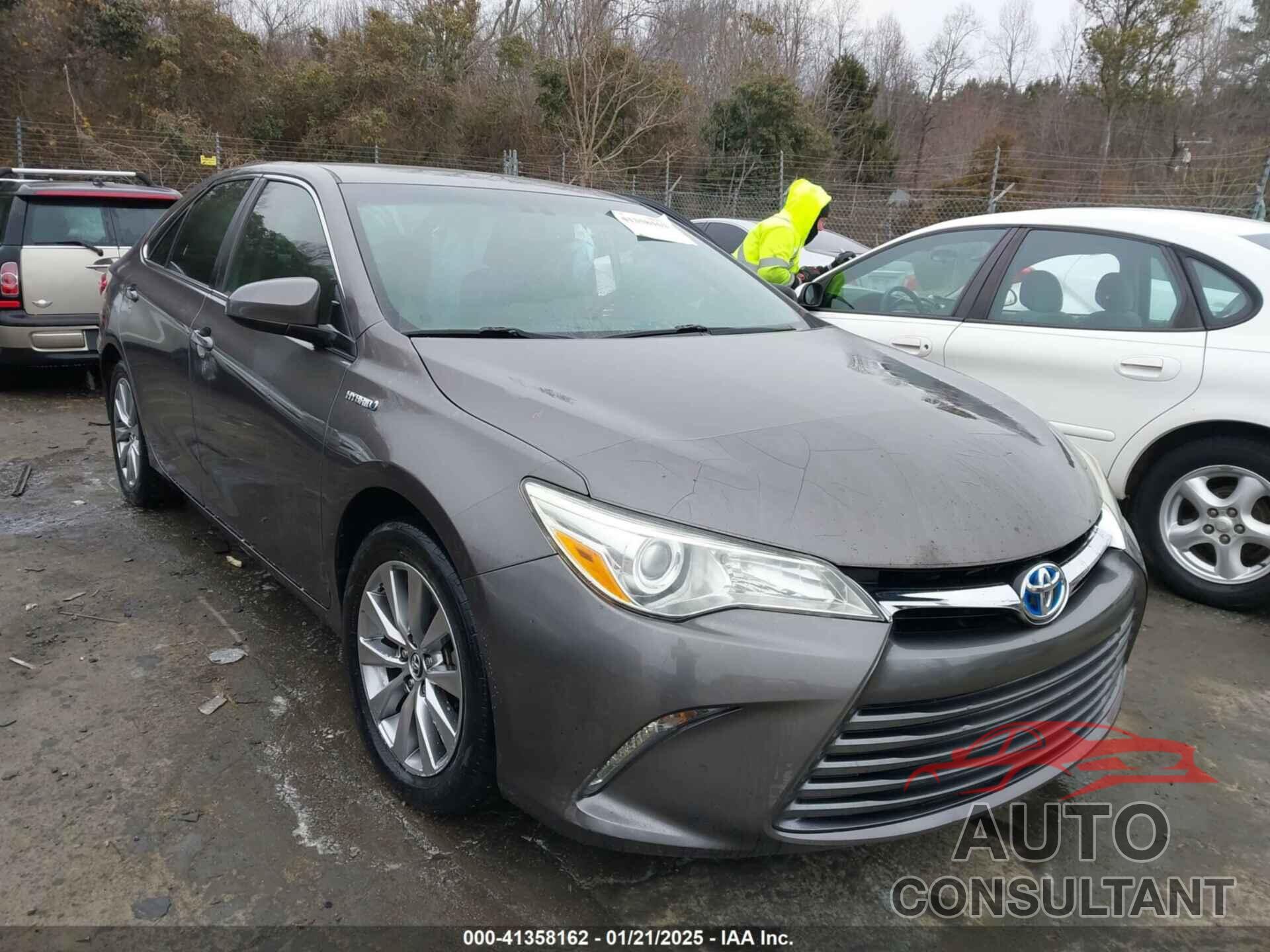 TOYOTA CAMRY HYBRID 2015 - 4T1BD1FK8FU157171