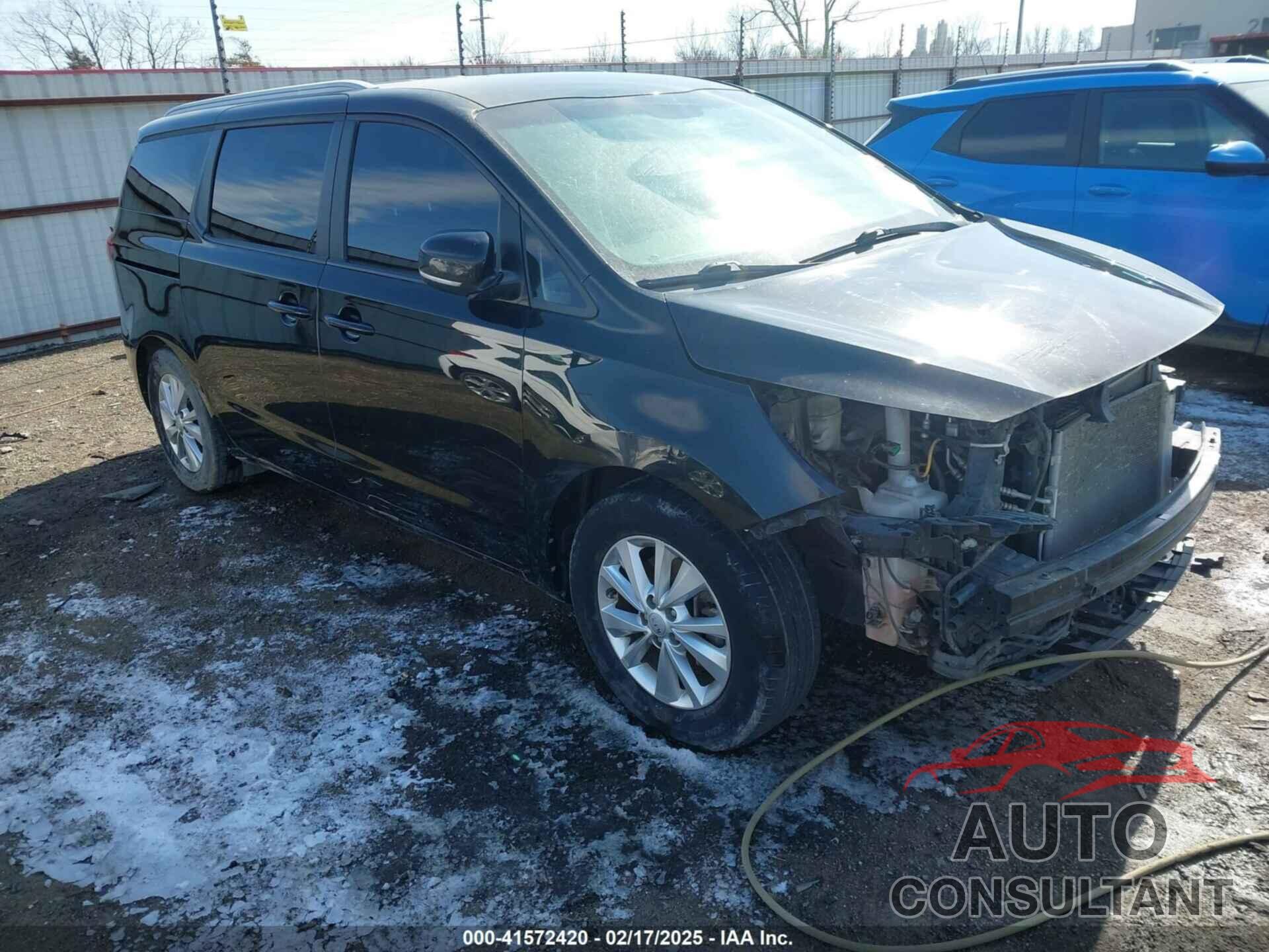 KIA SEDONA 2017 - KNDMB5C17H6242614