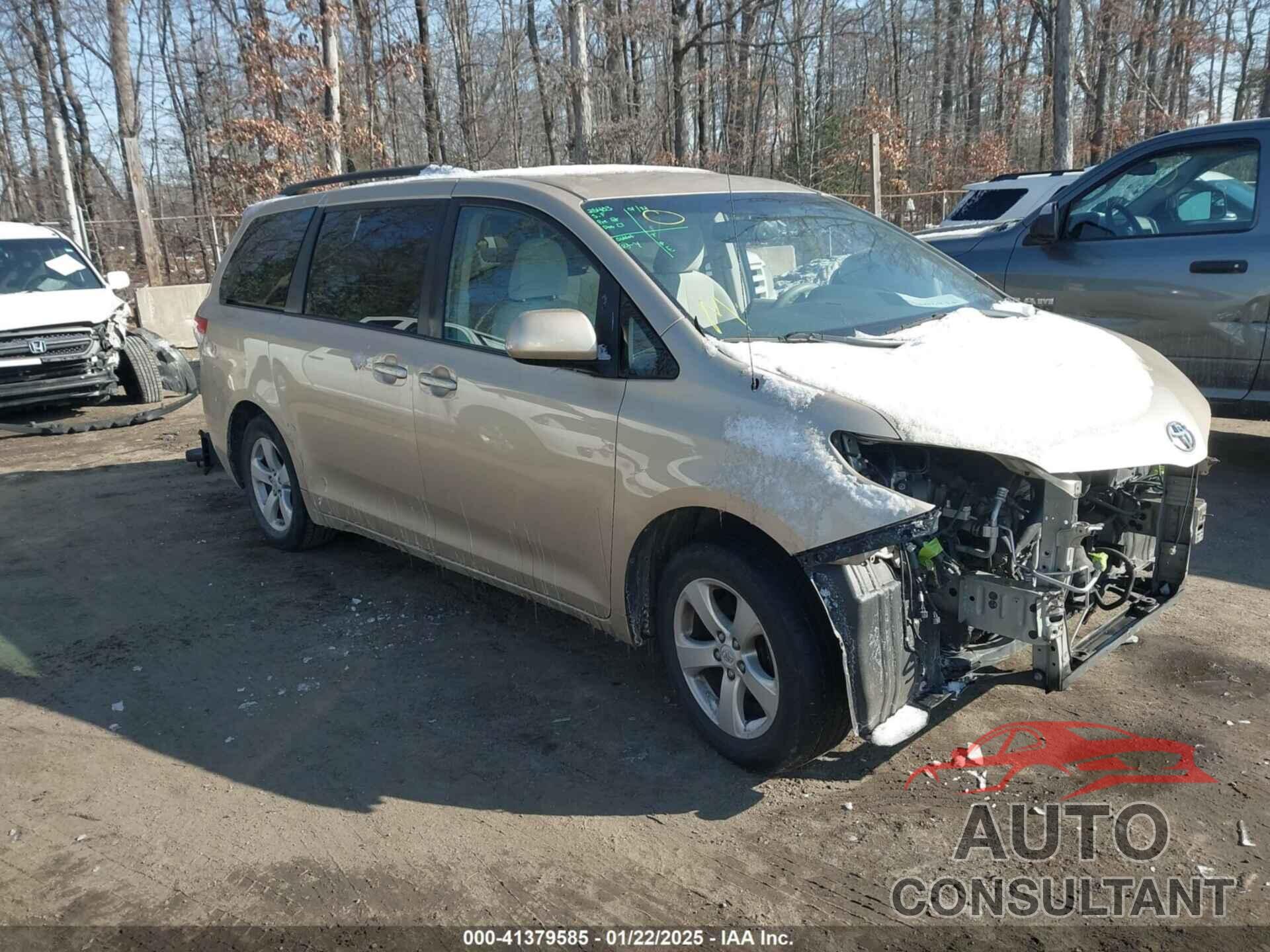 TOYOTA SIENNA 2011 - 5TDKK3DC8BS007190