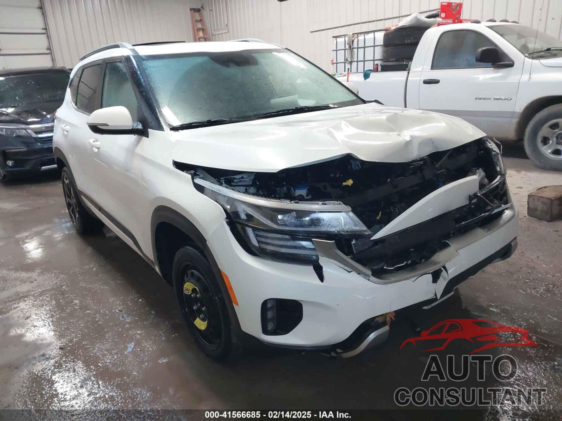 KIA SELTOS 2024 - KNDETCA75R7554830