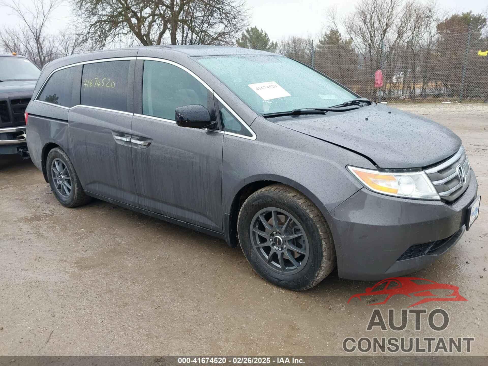 HONDA ODYSSEY 2013 - 5FNRL5H60DB056578