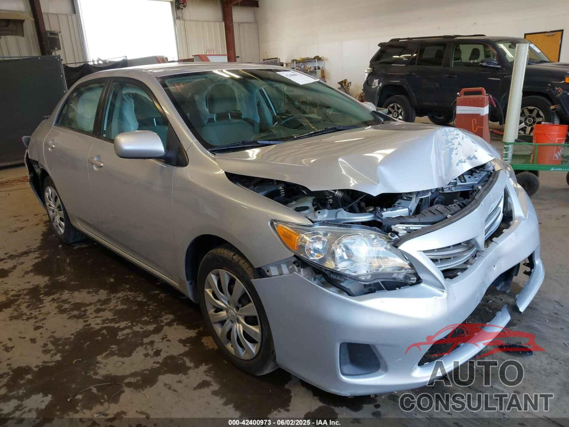 TOYOTA COROLLA 2013 - 2T1BU4EE3DC016309