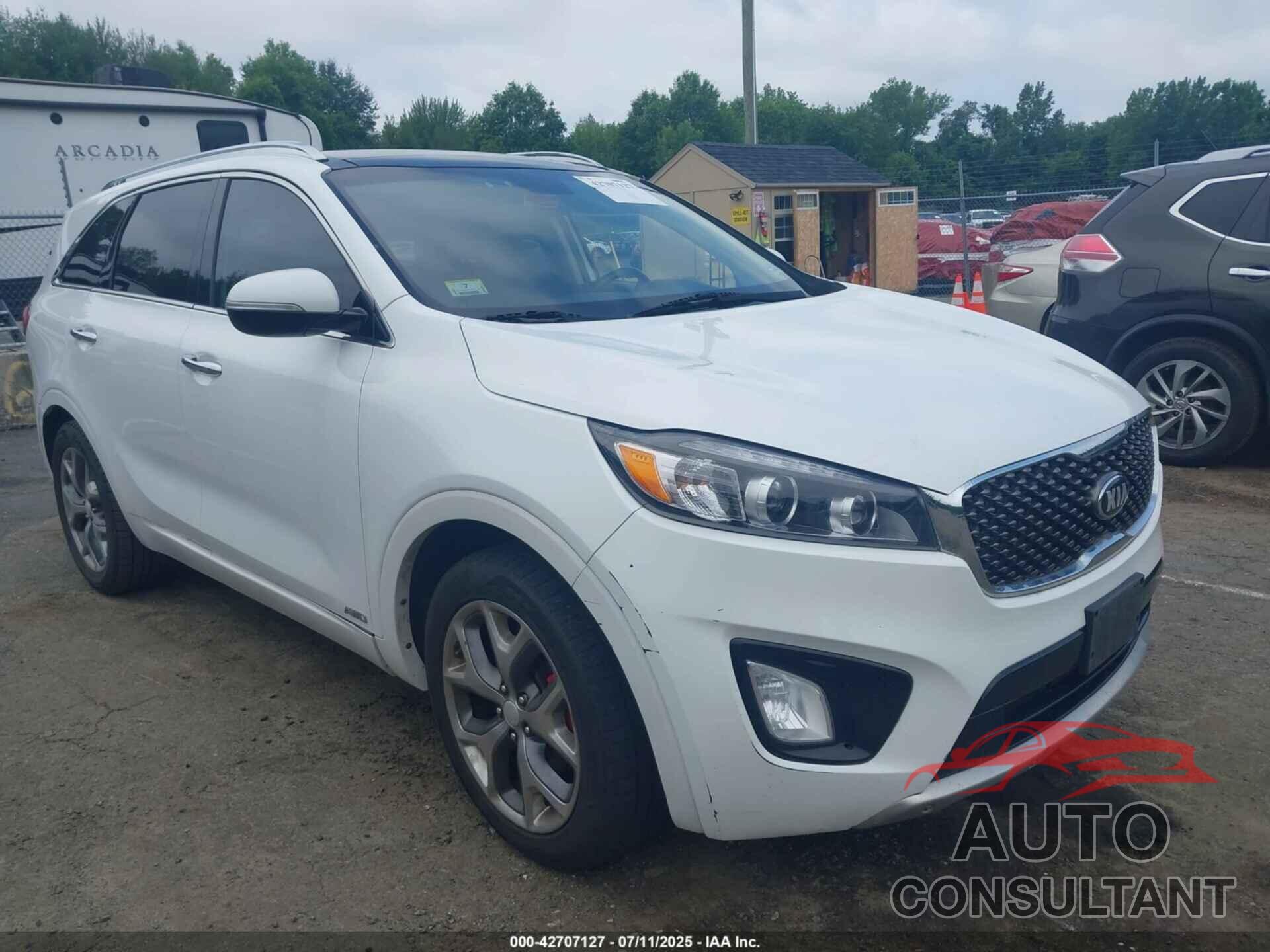 KIA SORENTO 2016 - 5XYPKDA58GG076600