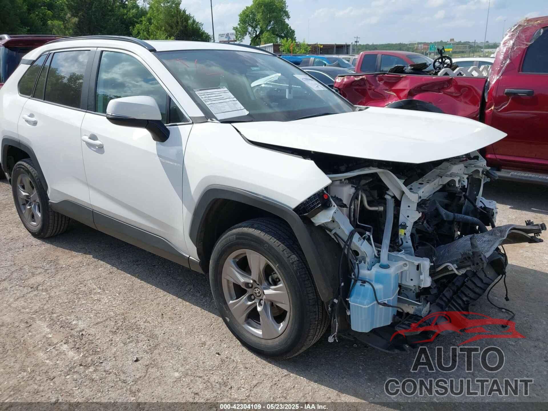 TOYOTA RAV4 2022 - 2T3W1RFV9NW192813