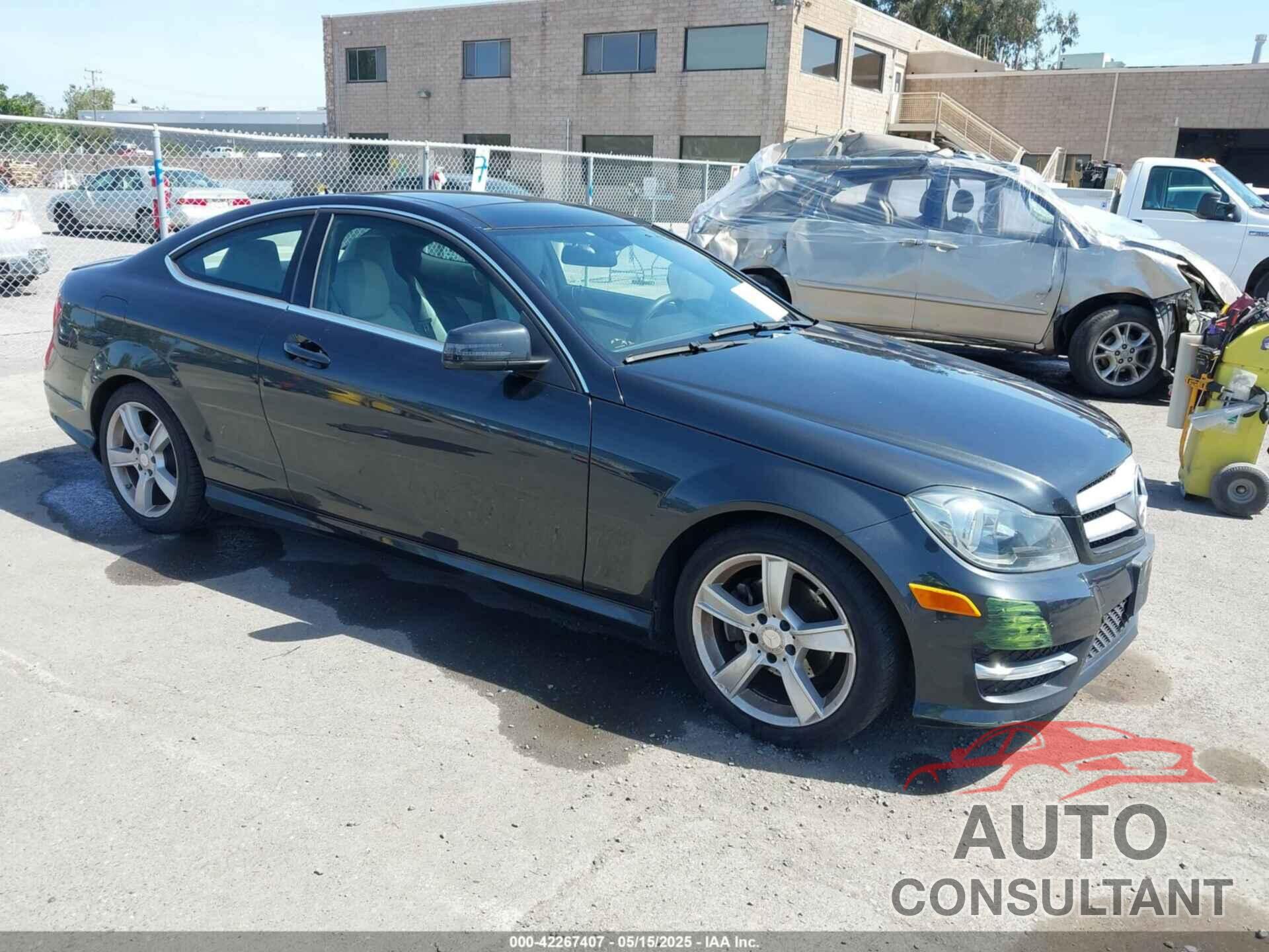 MERCEDES-BENZ C 250 2013 - WDDGJ4HB3DG049866