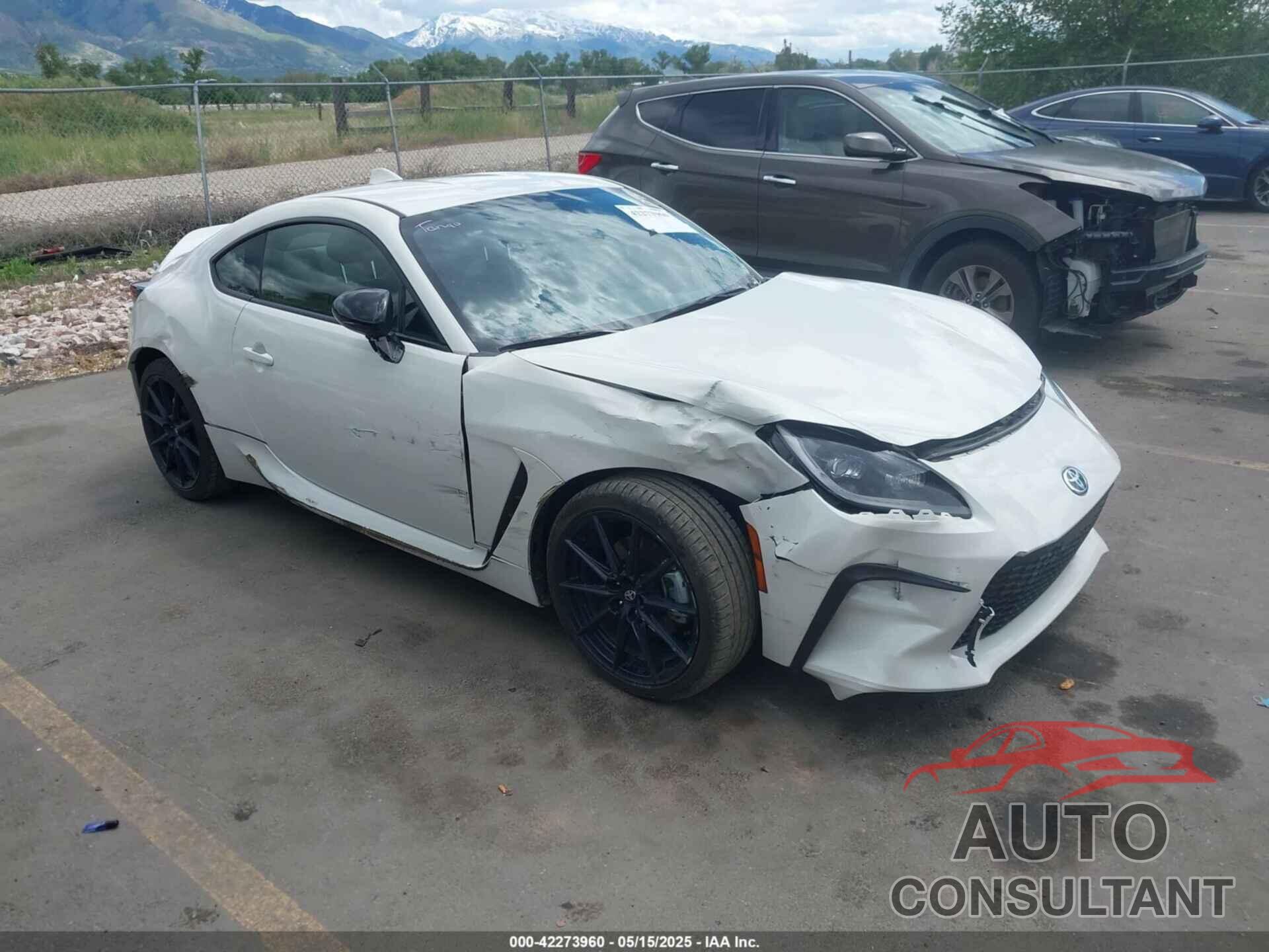TOYOTA GR86 2024 - JF1ZNBE14R9756371
