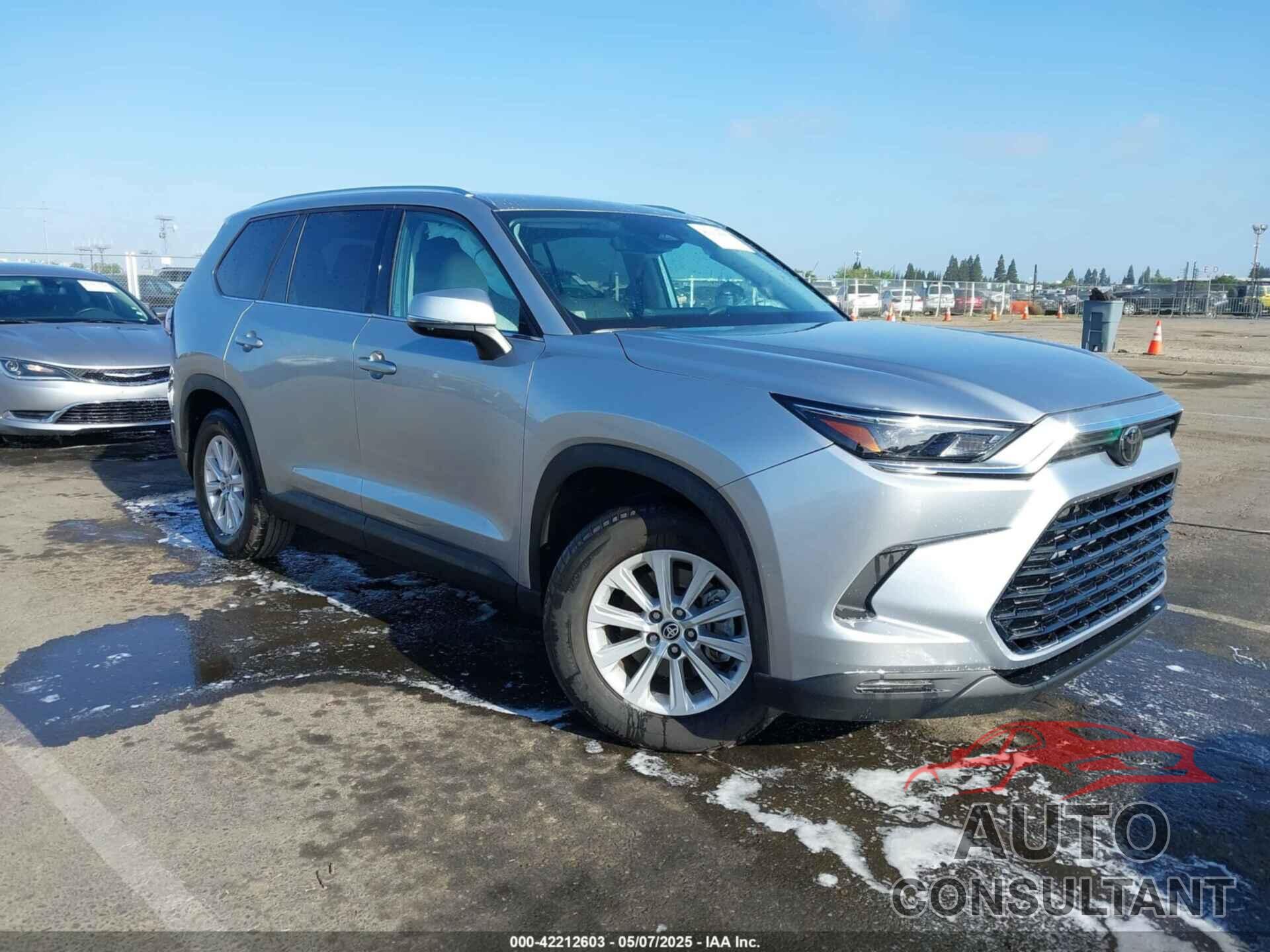TOYOTA GRAND HIGHLANDER 2024 - 5TDAAAB57RS021714