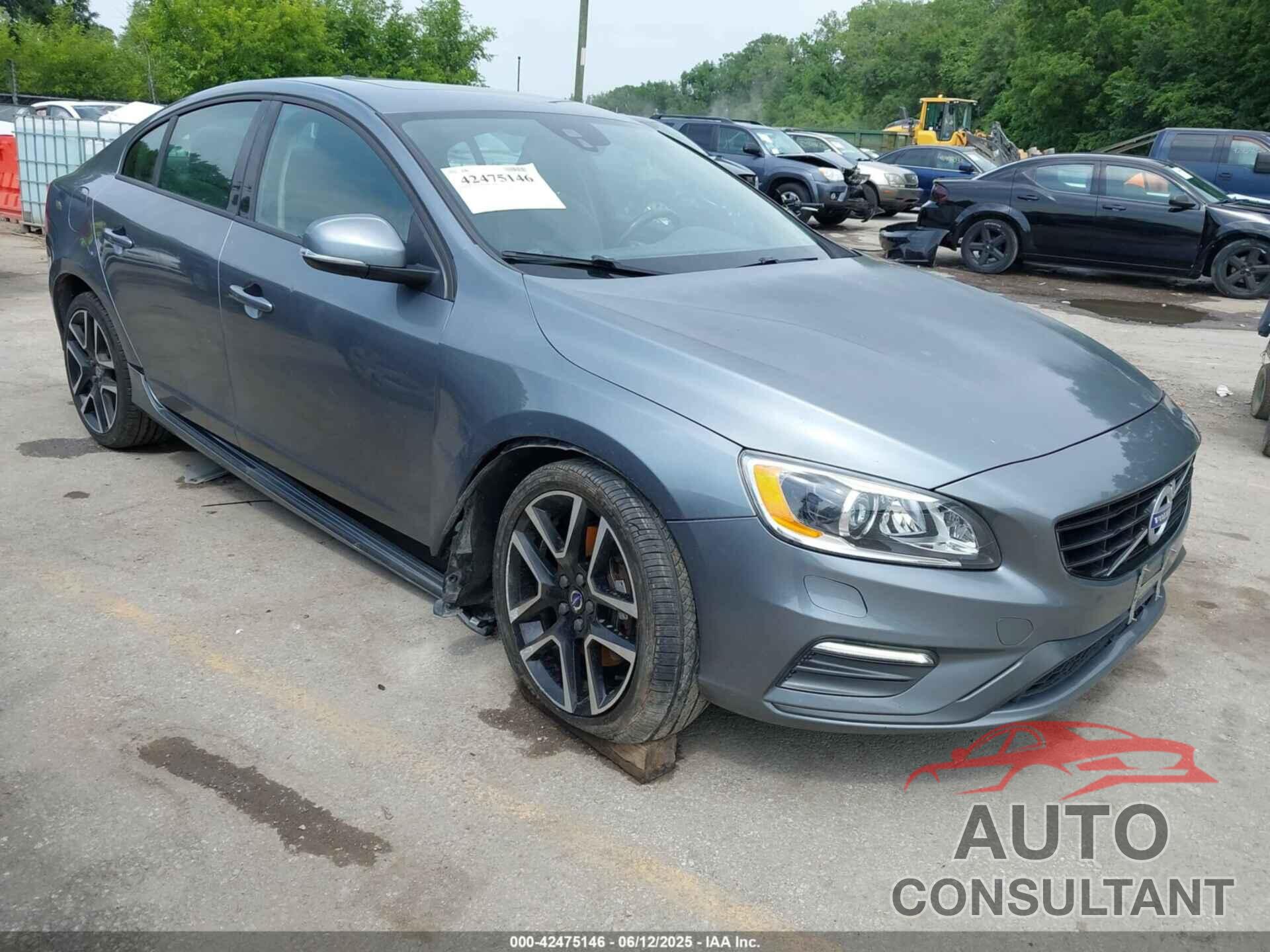 VOLVO S60 2018 - YV140MTL4J2460924
