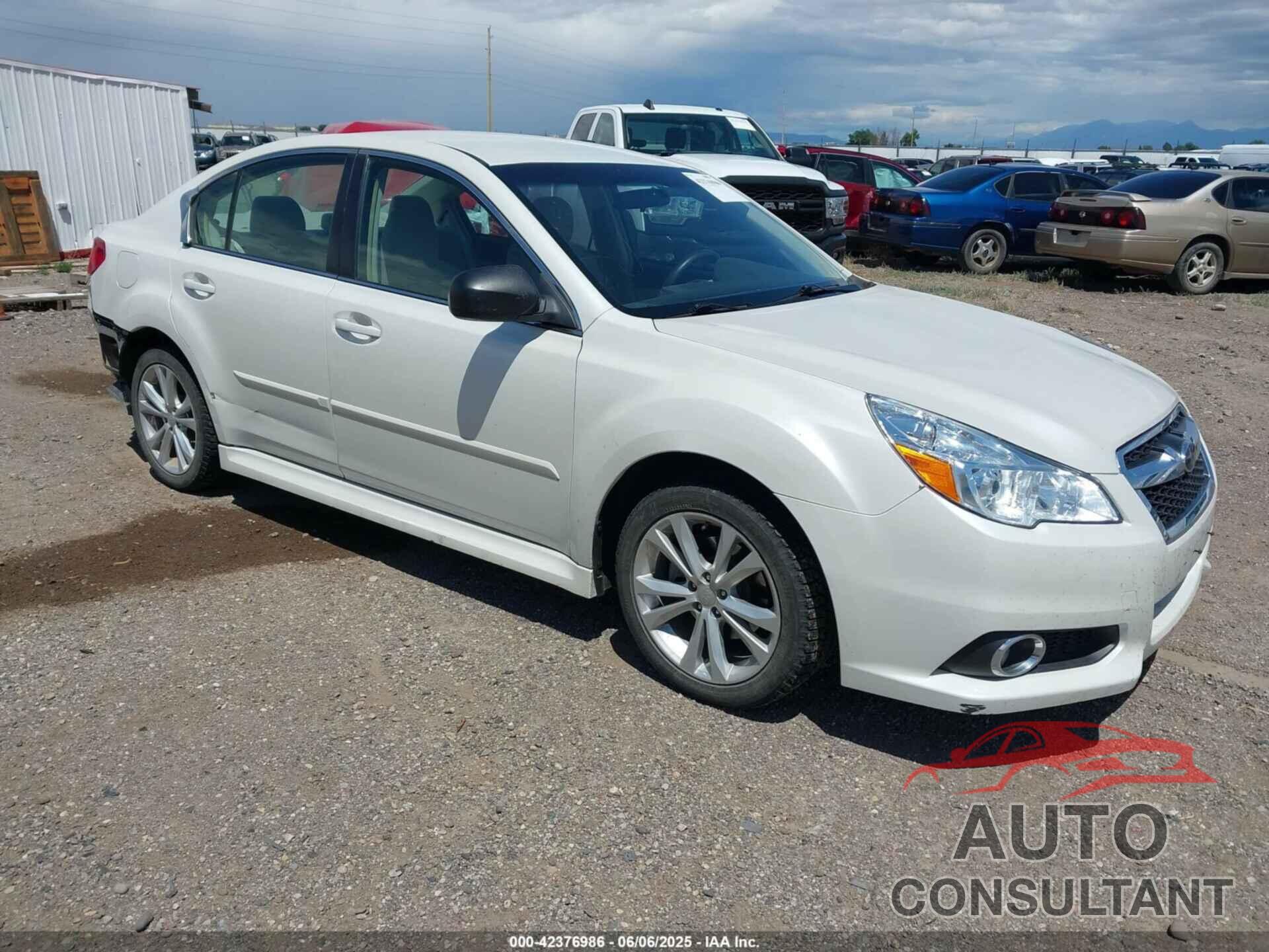 SUBARU LEGACY 2014 - 4S3BMBA62E3002043