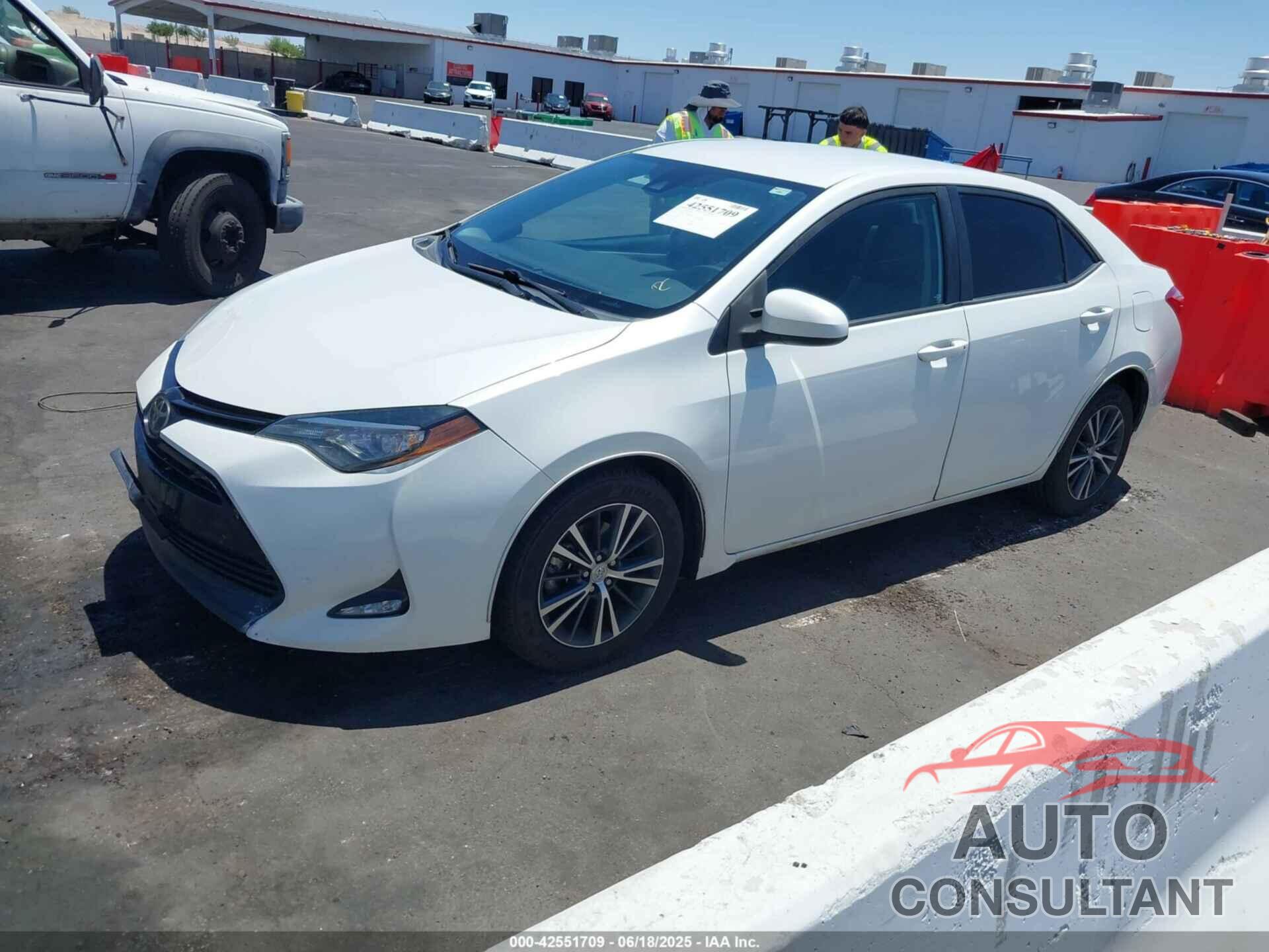 TOYOTA COROLLA 2017 - 5YFBURHE7HP616233
