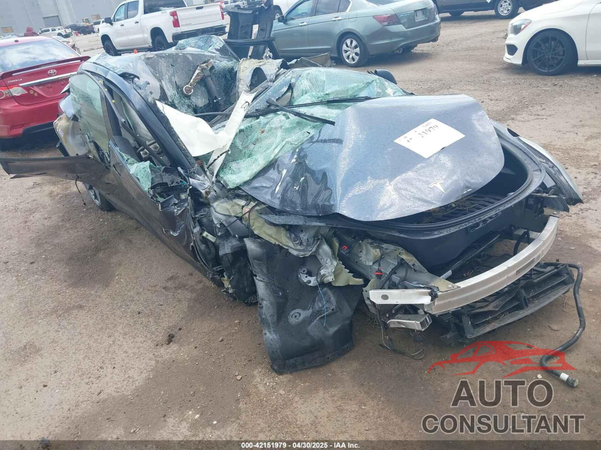 TESLA MODEL 3 2023 - 5YJ3E1EA3PF541836