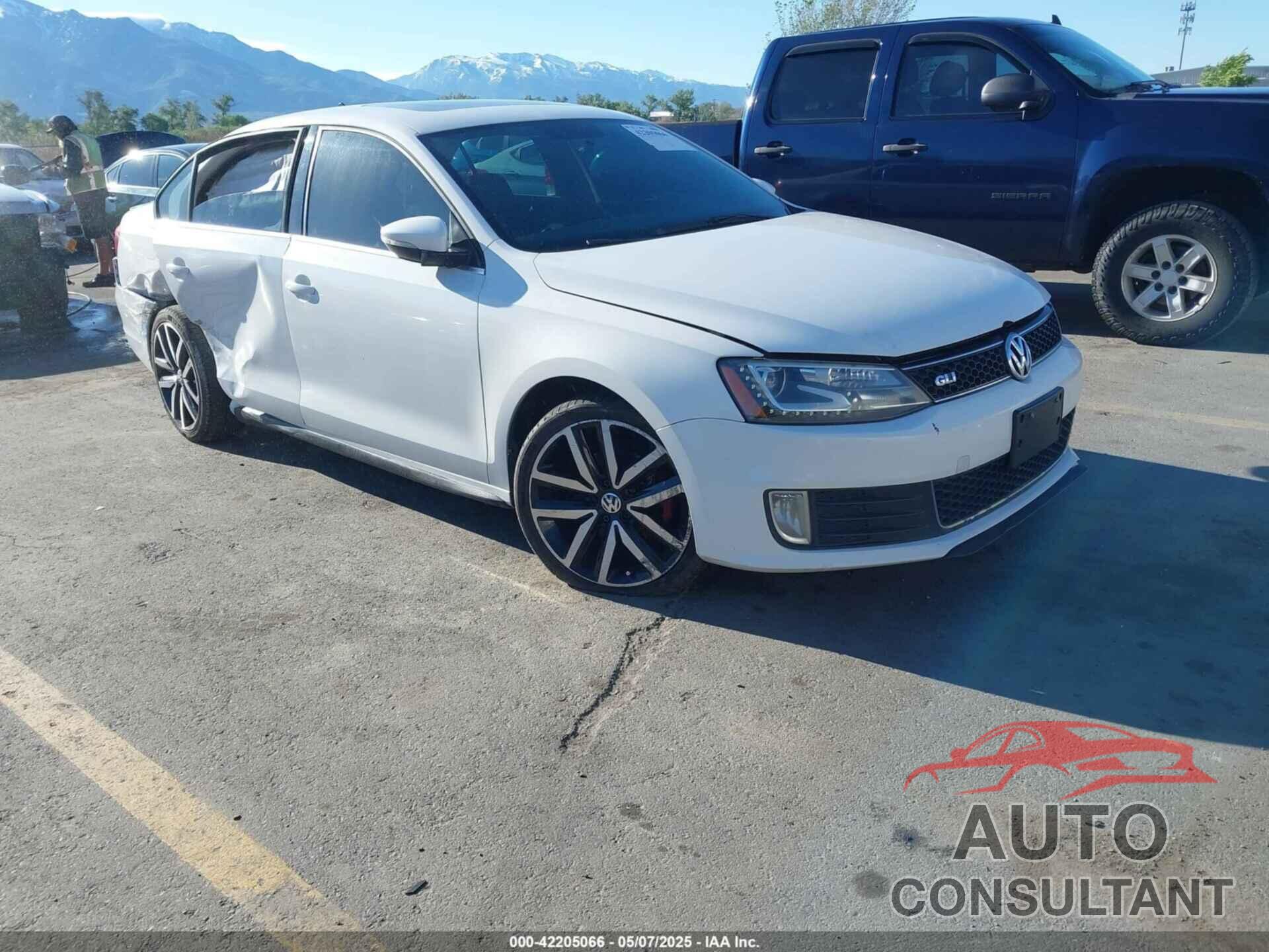 VOLKSWAGEN JETTA 2013 - 3VW4A7AJ6DM423521