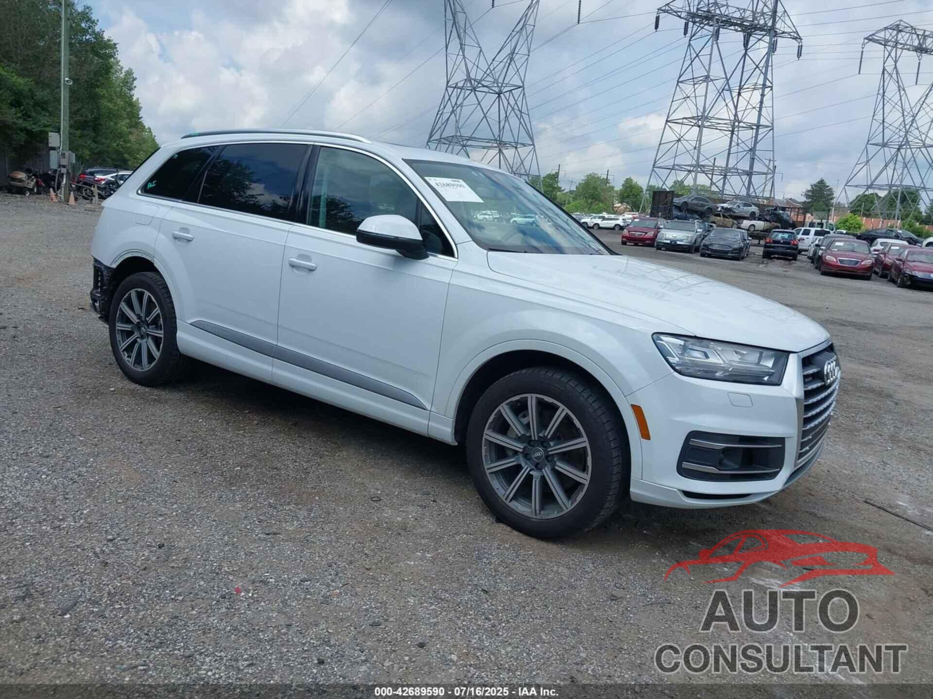 AUDI Q7 2017 - WA1VAAF71HD010516