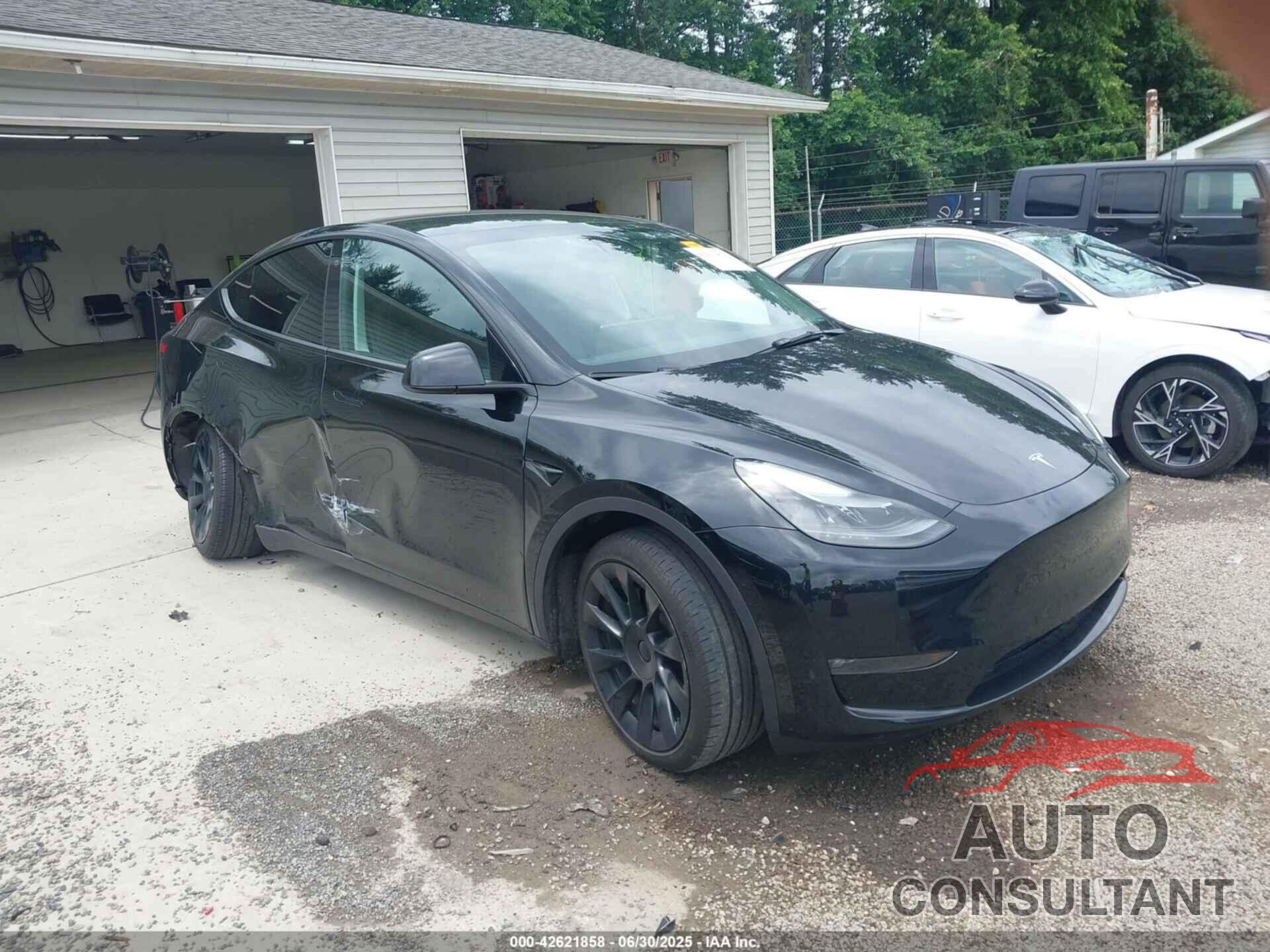 TESLA MODEL Y 2023 - 7SAYGDEE4PF762630