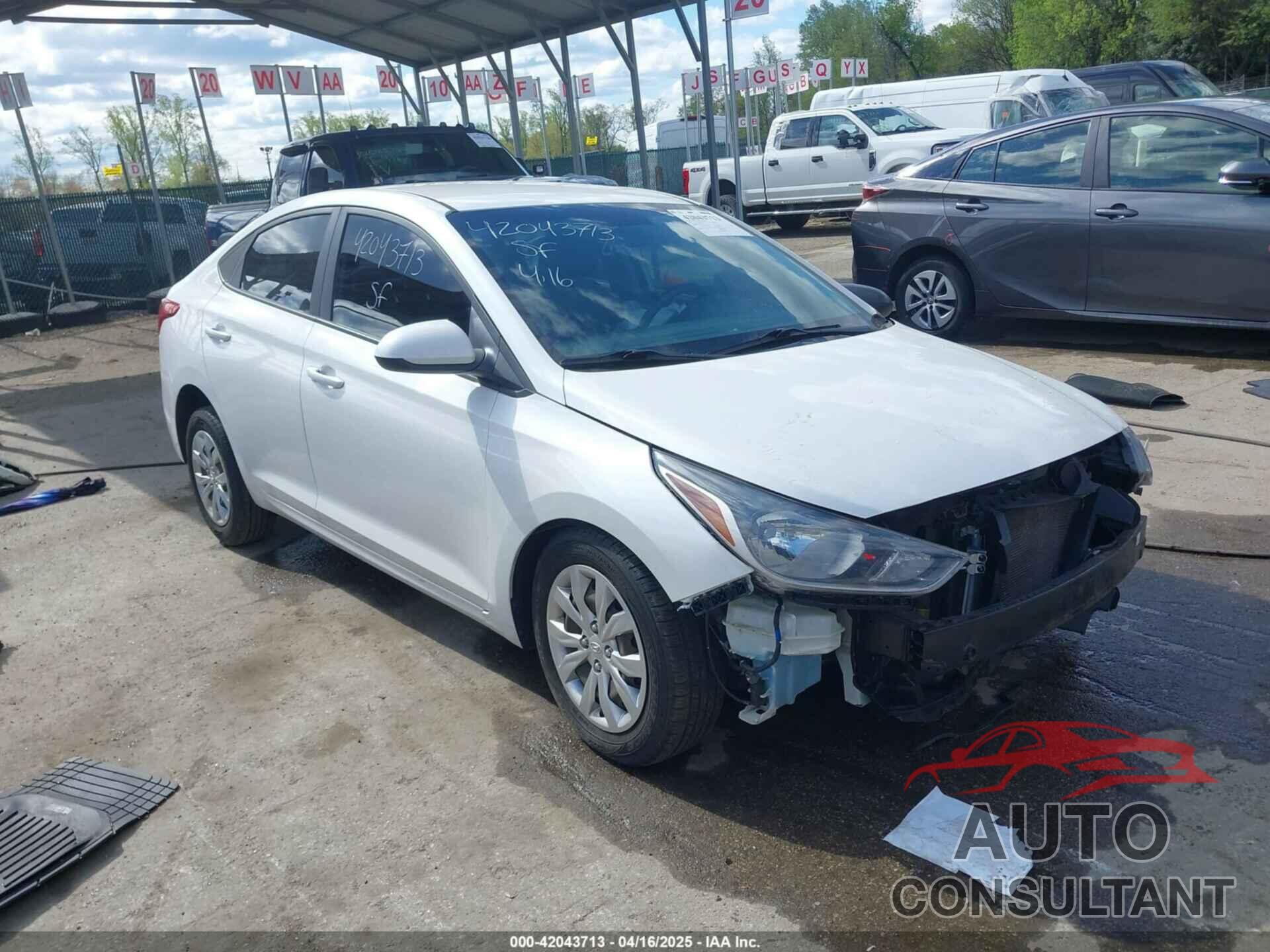 HYUNDAI ACCENT 2018 - 3KPC24A31JE008527