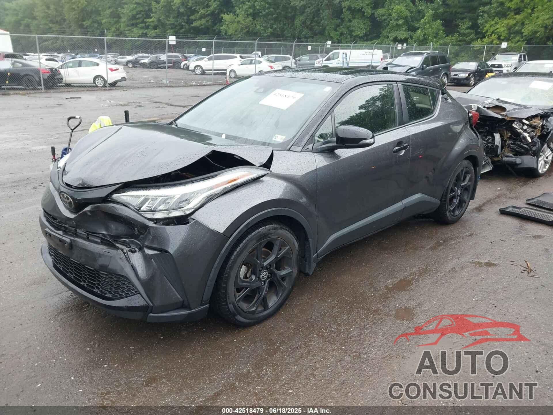 TOYOTA C-HR 2021 - JTNKHMBXXM1111296