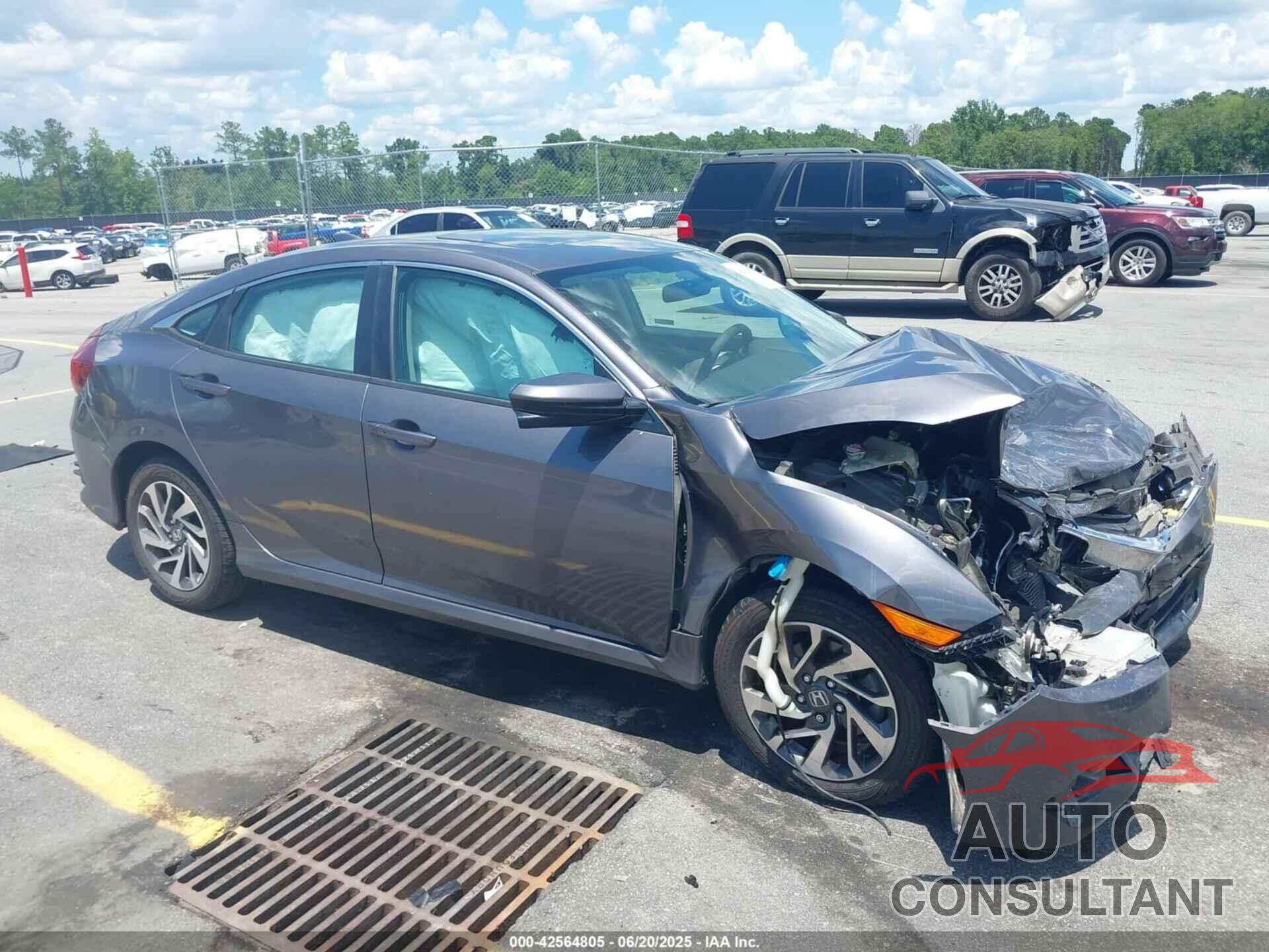 HONDA CIVIC 2018 - 2HGFC2F72JH574003