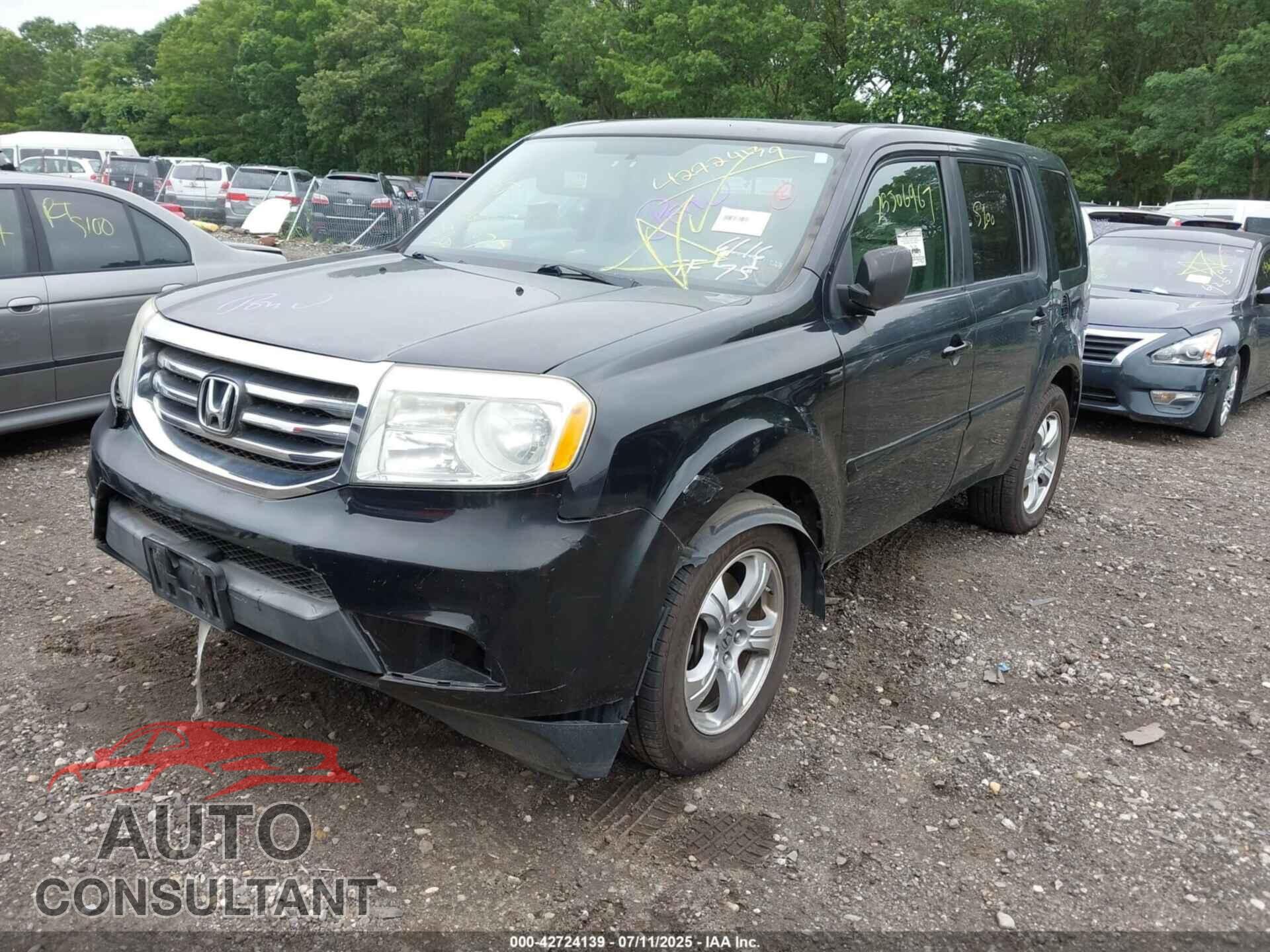 HONDA PILOT 2013 - 5FNYF4H68DB022353