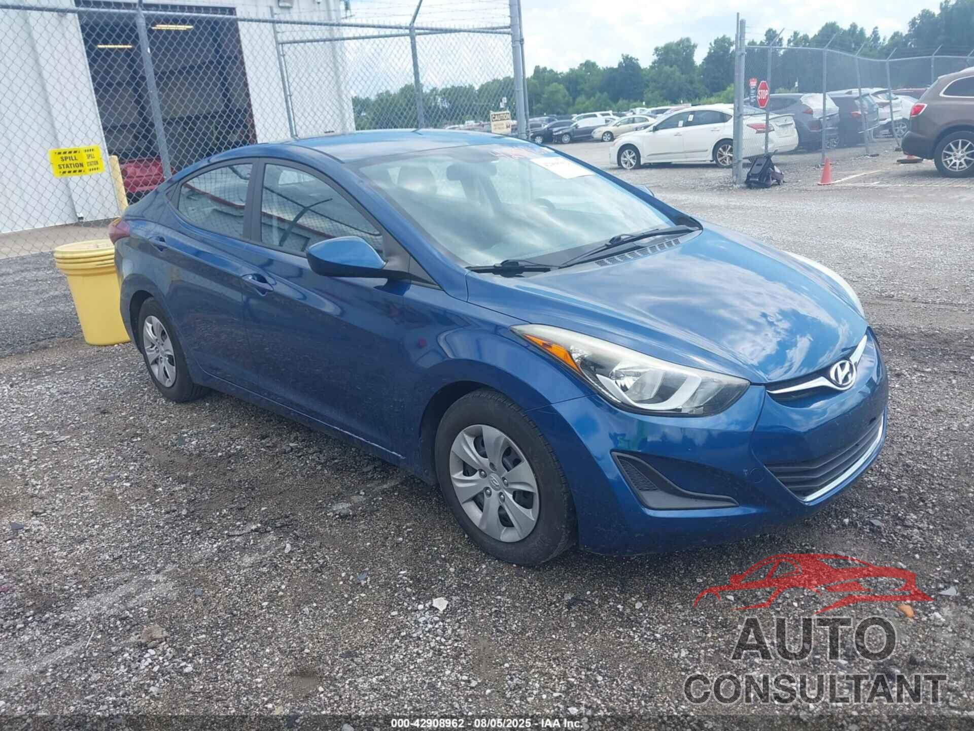 HYUNDAI ELANTRA 2016 - KMHDH4AE8GU525804