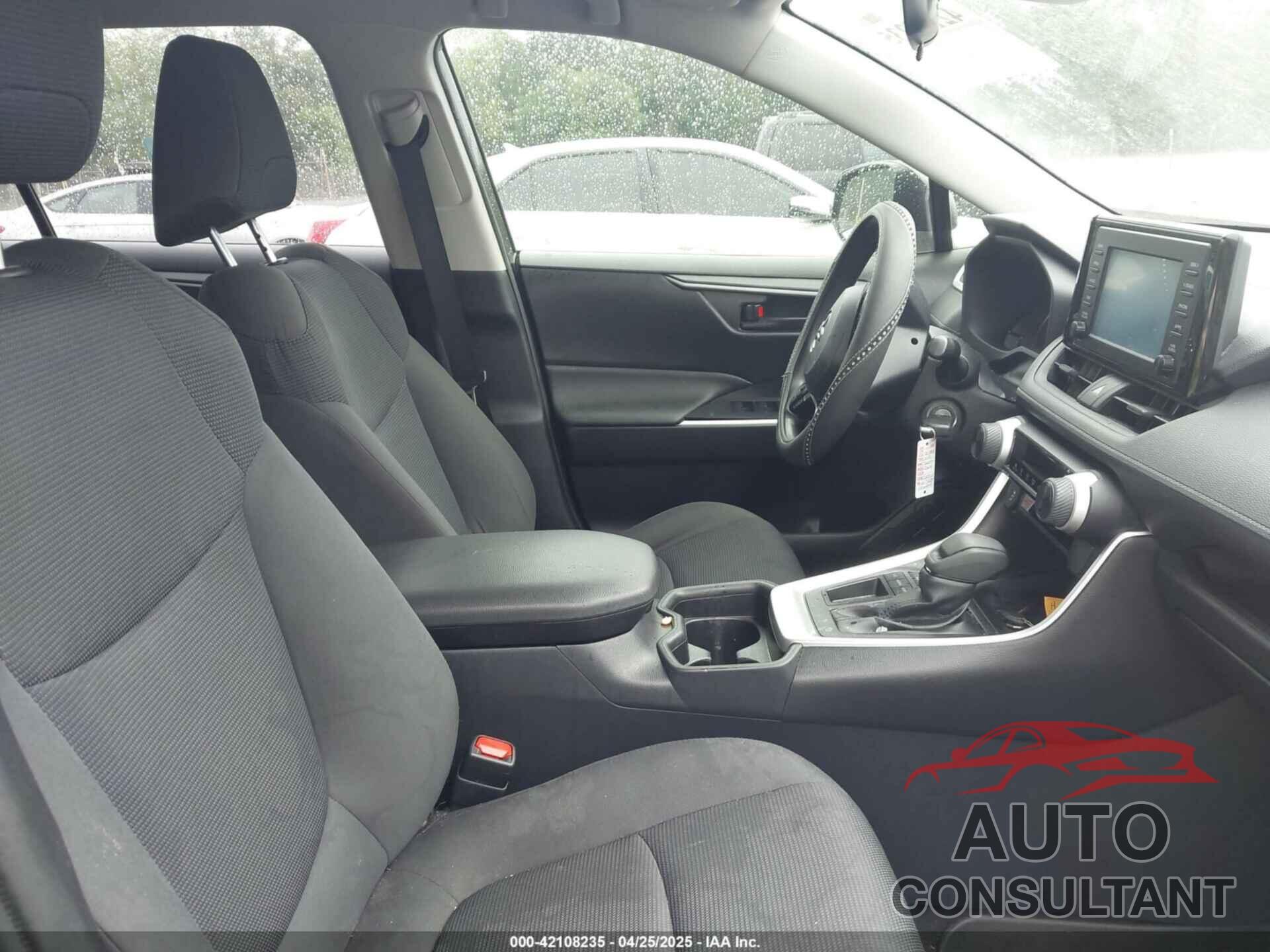 TOYOTA RAV4 2019 - JTMH1RFV5KJ007238