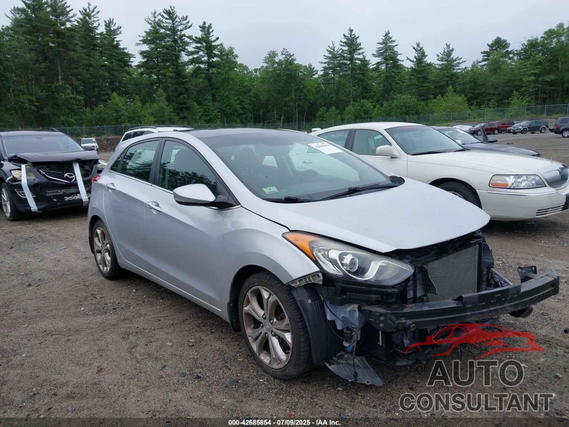 HYUNDAI ELANTRA GT 2014 - KMHD35LH1EU226051