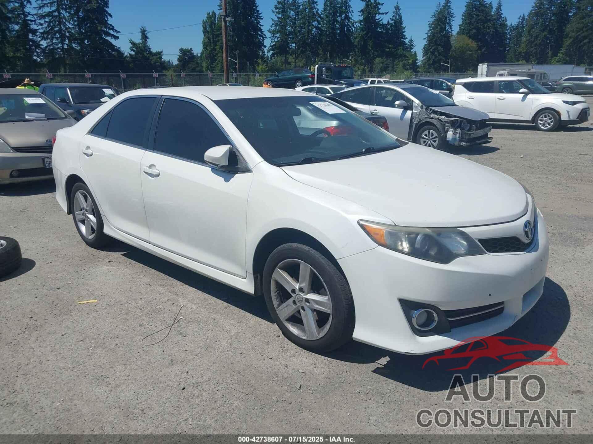 TOYOTA CAMRY 2014 - 4T1BF1FK8EU427847