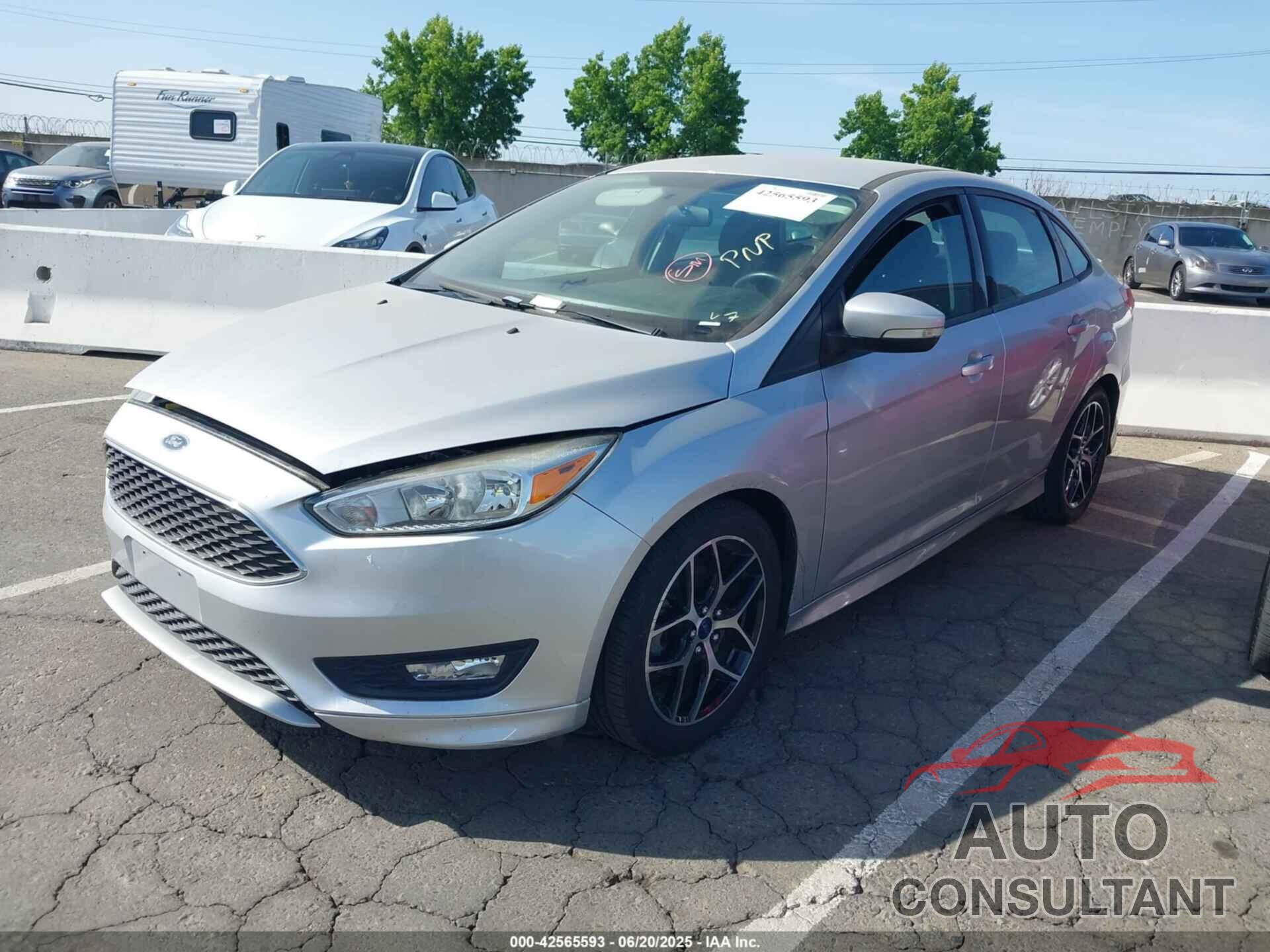 FORD FOCUS 2015 - 1FADP3FE7FL348733