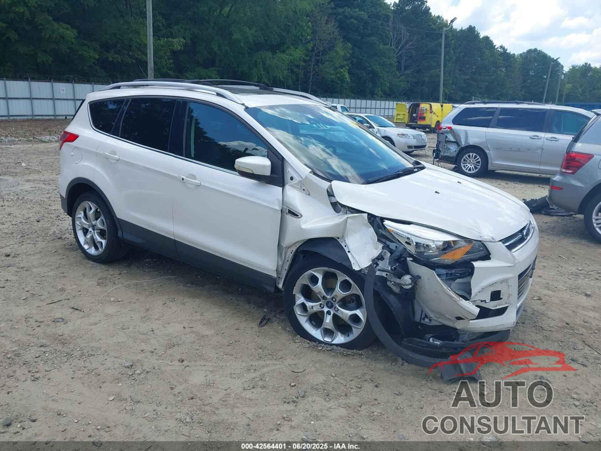 FORD ESCAPE 2013 - 1FMCU9J99DUB44319