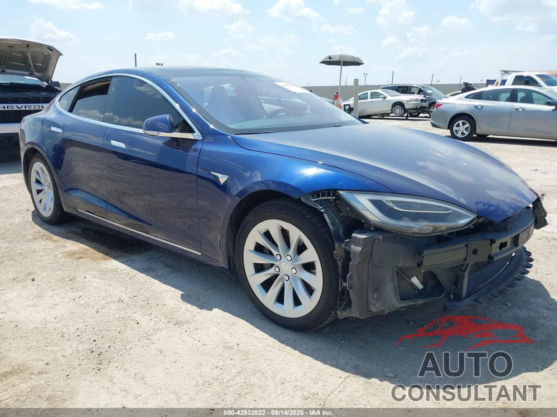 TESLA MODEL S 2017 - 5YJSA1E10HF215517