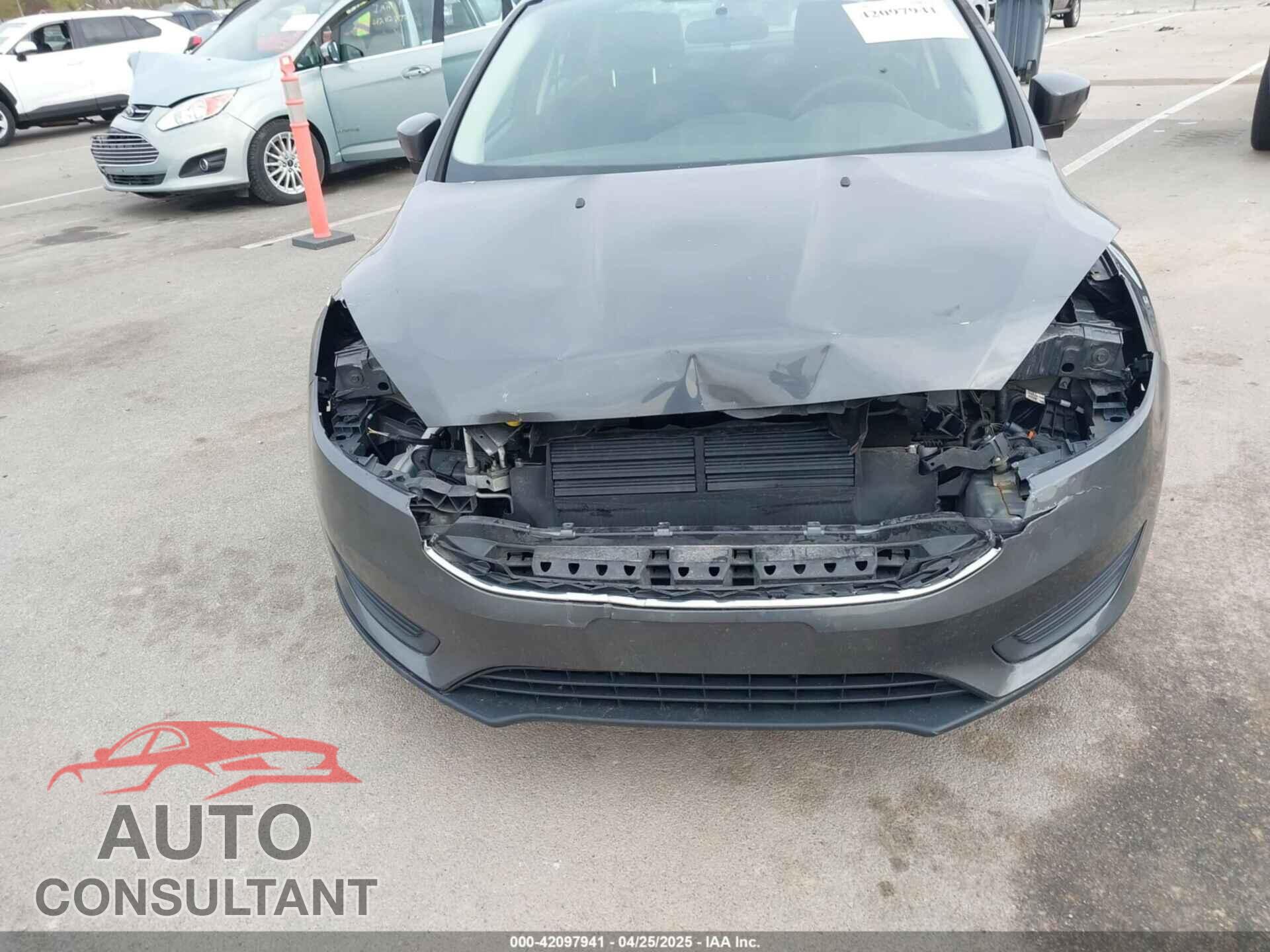 FORD FOCUS 2016 - 1FADP3F21GL404348
