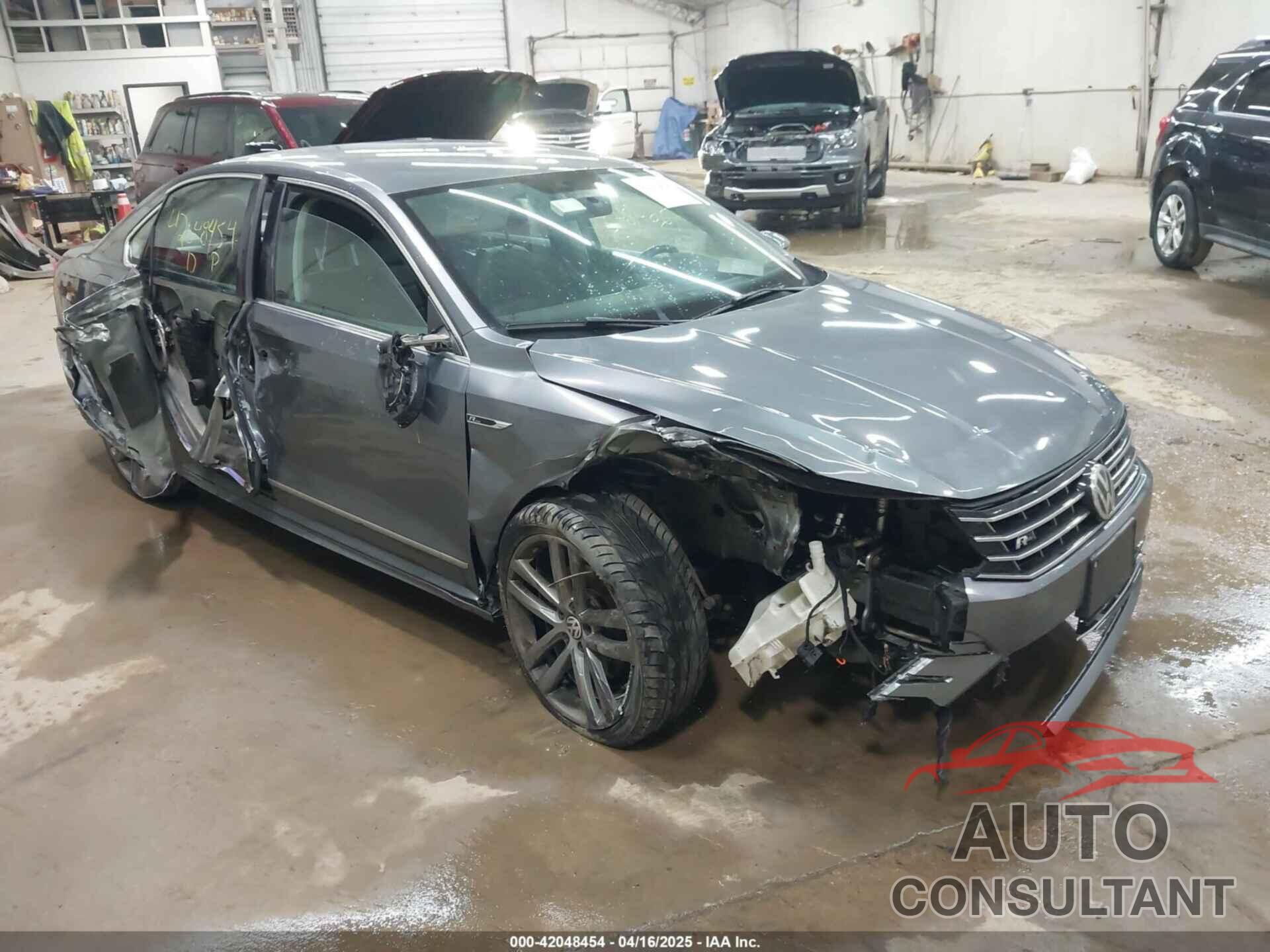 VOLKSWAGEN PASSAT 2017 - 1VWDT7A35HC052564