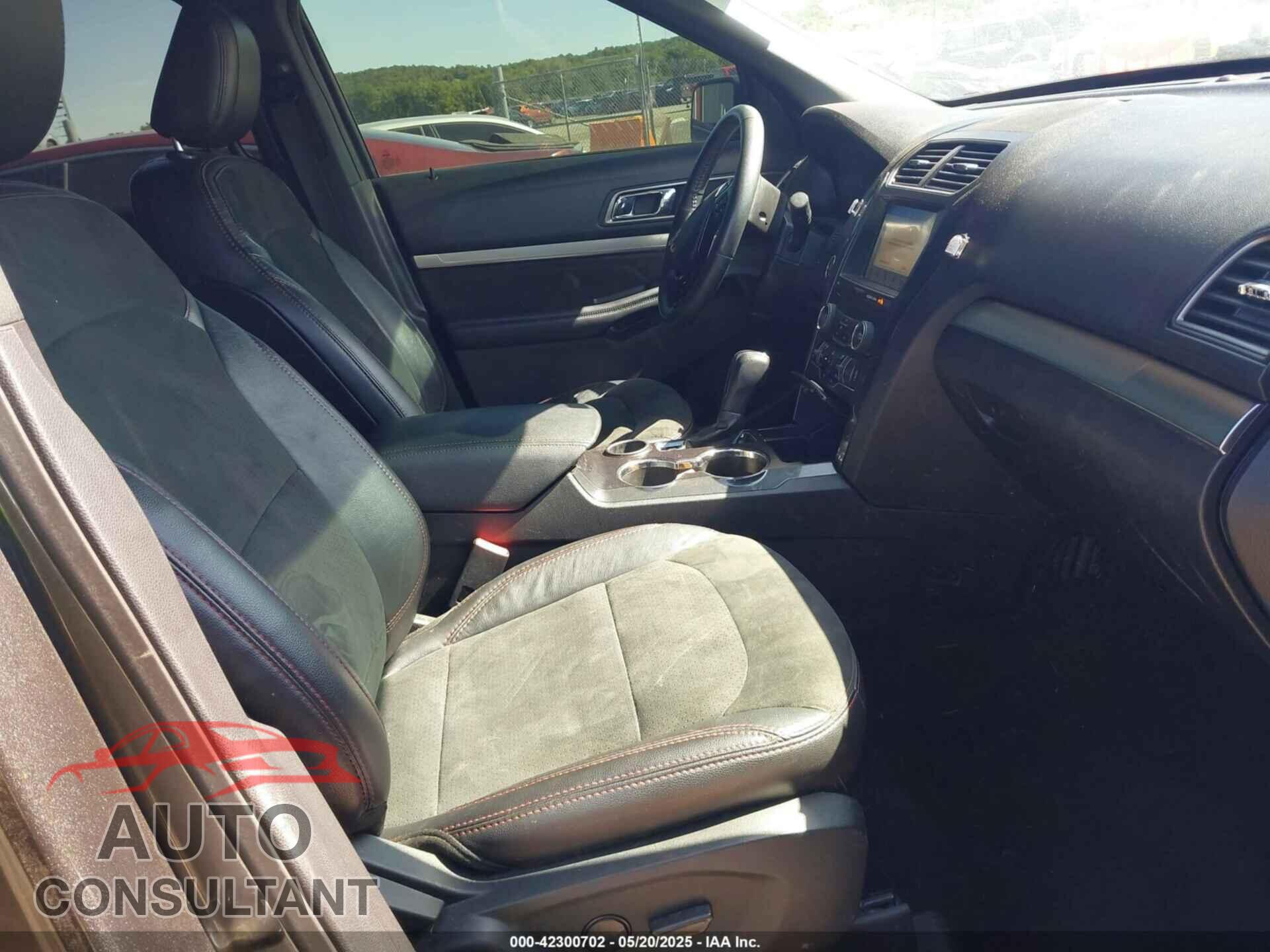 FORD EXPLORER 2019 - 1FM5K7D88KGA88682