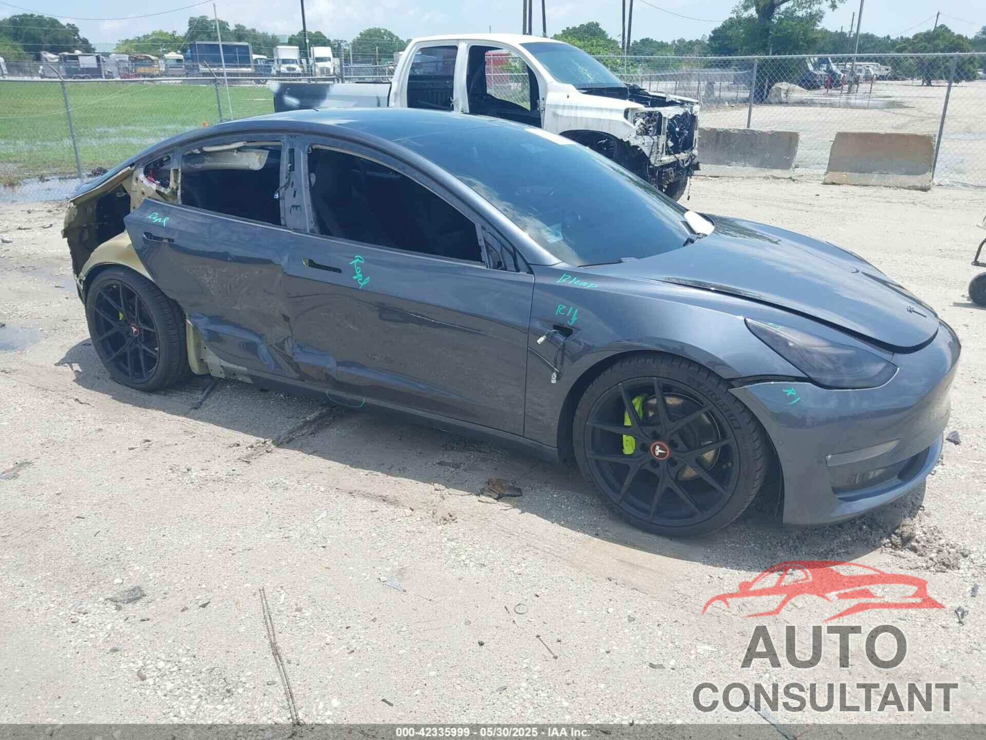 TESLA MODEL 3 2019 - 5YJ3E1EBXKF407245