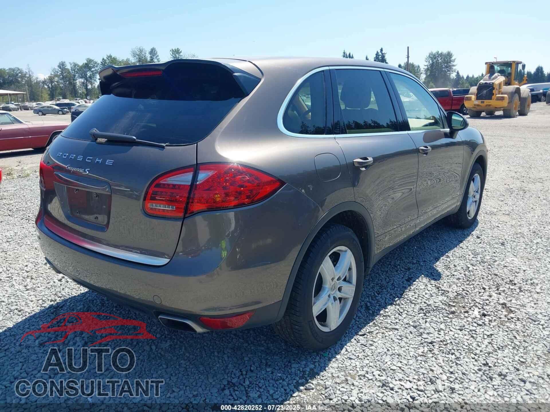 PORSCHE CAYENNE 2012 - WP1AB2A28CLA51211