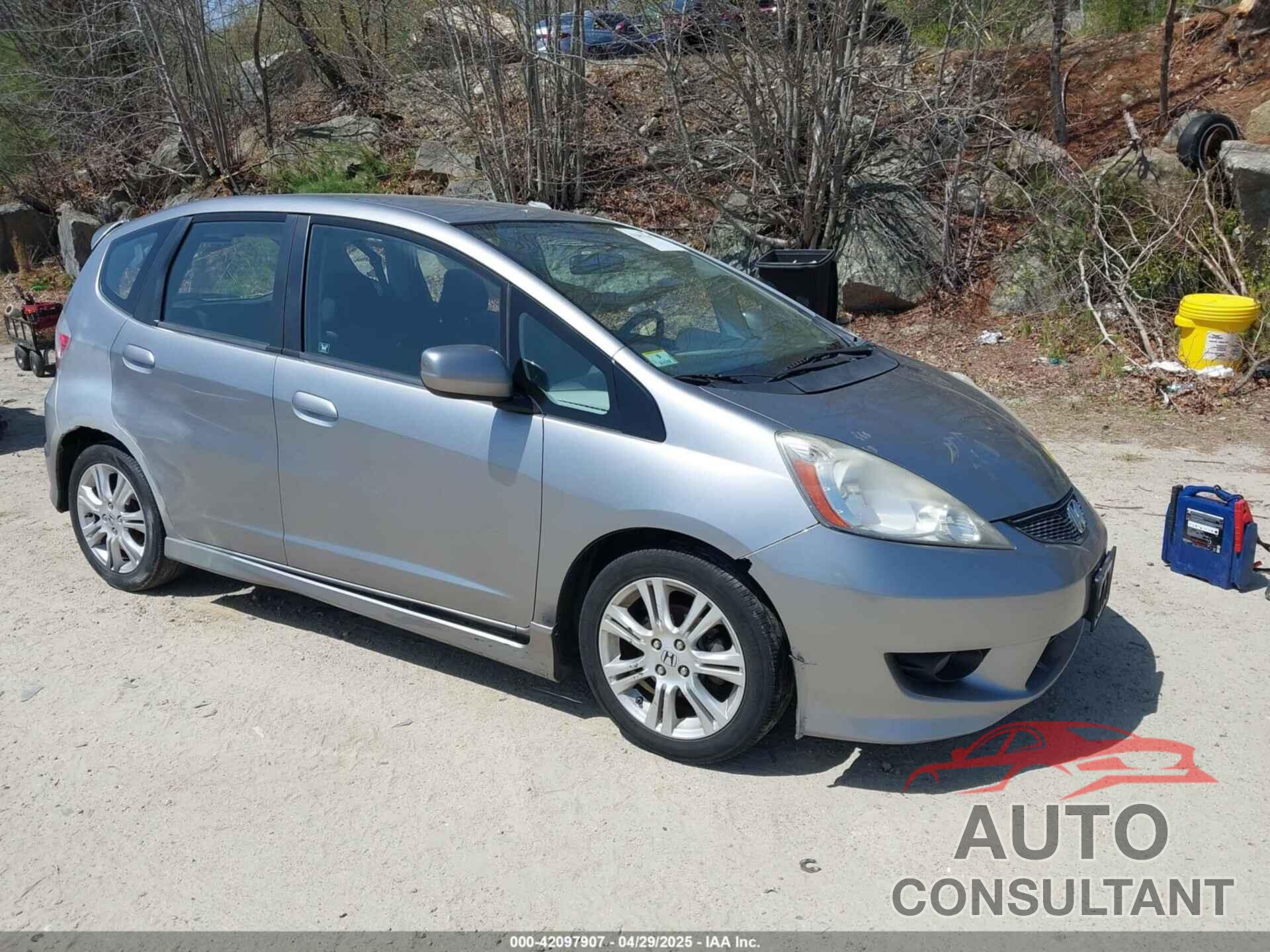 HONDA FIT 2009 - JHMGE874X9S002748