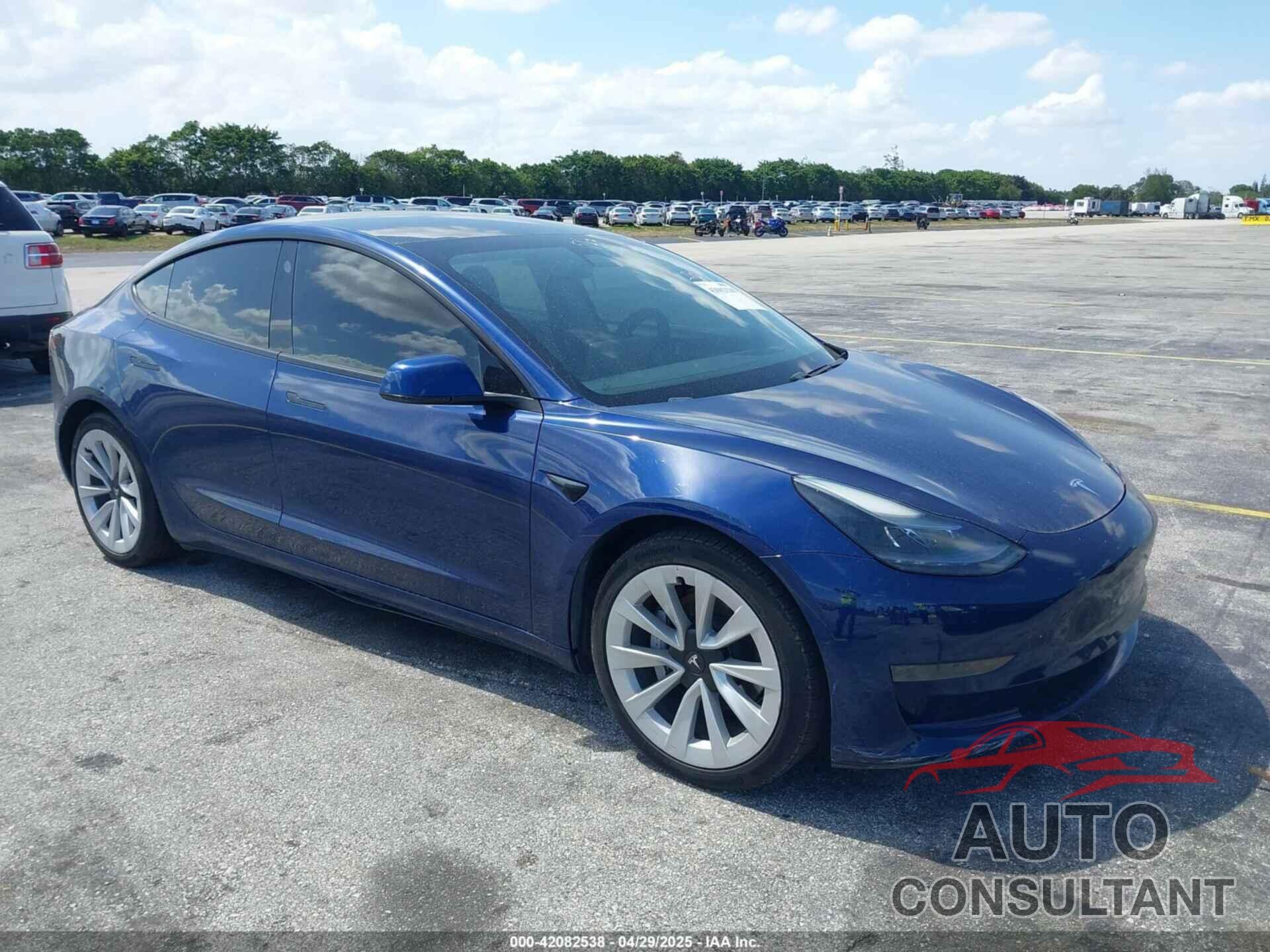 TESLA MODEL 3 2021 - 5YJ3E1EA5MF031872