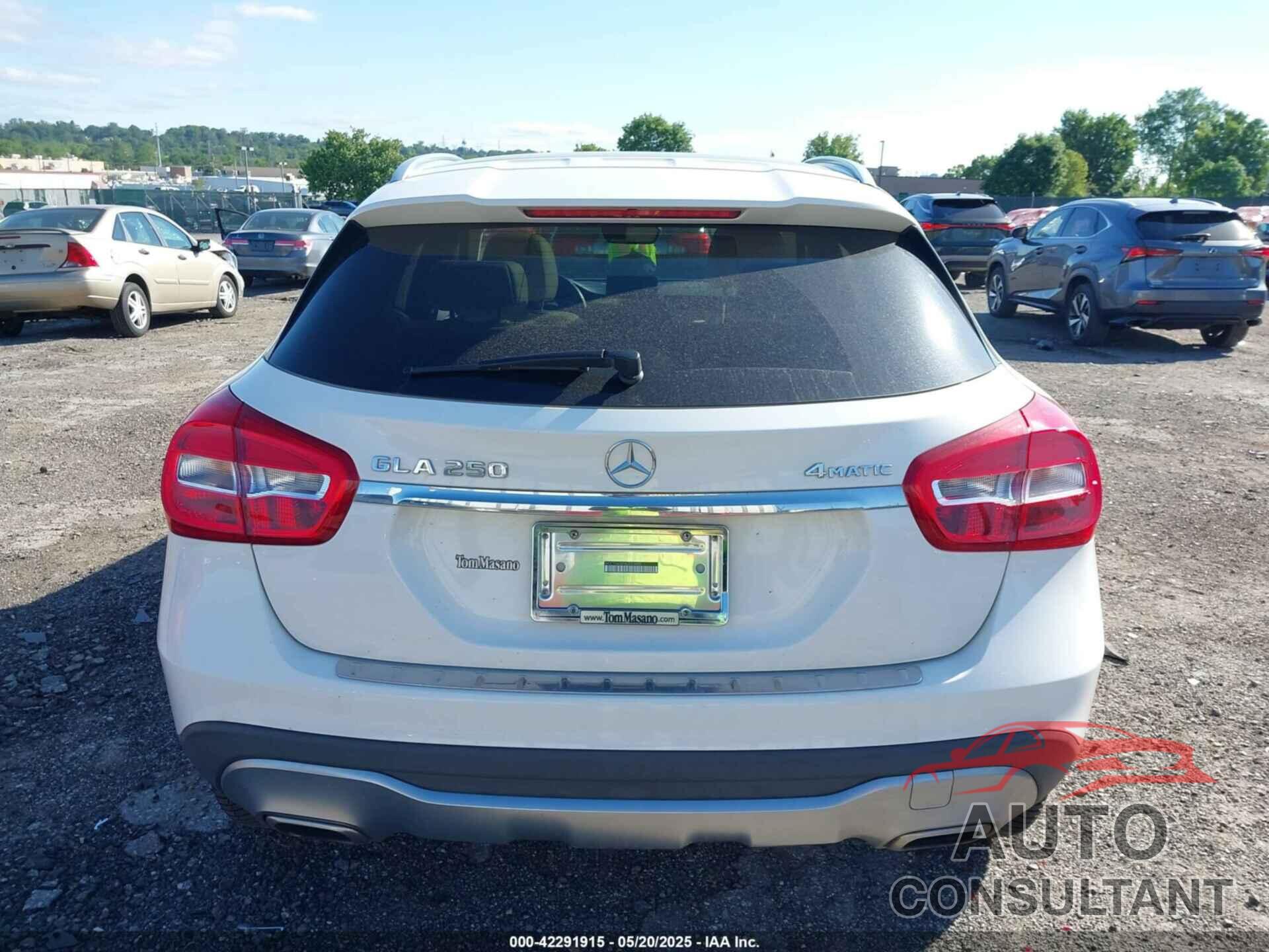 MERCEDES-BENZ GLA 250 2019 - WDCTG4GBXKU003890