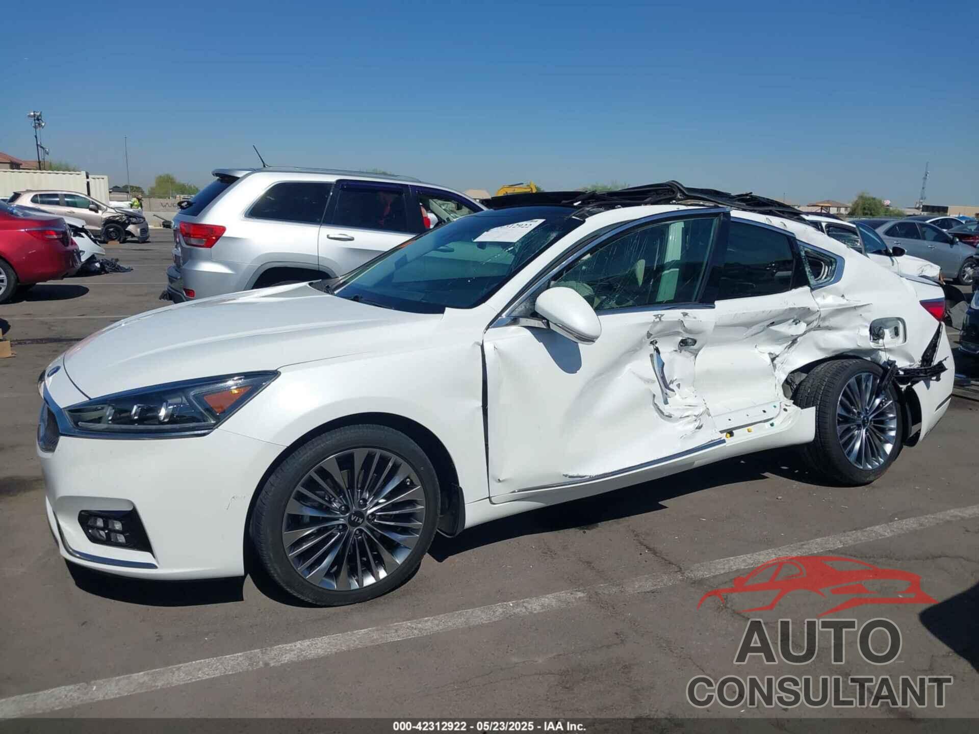 KIA CADENZA 2019 - KNALC4J17K5172032