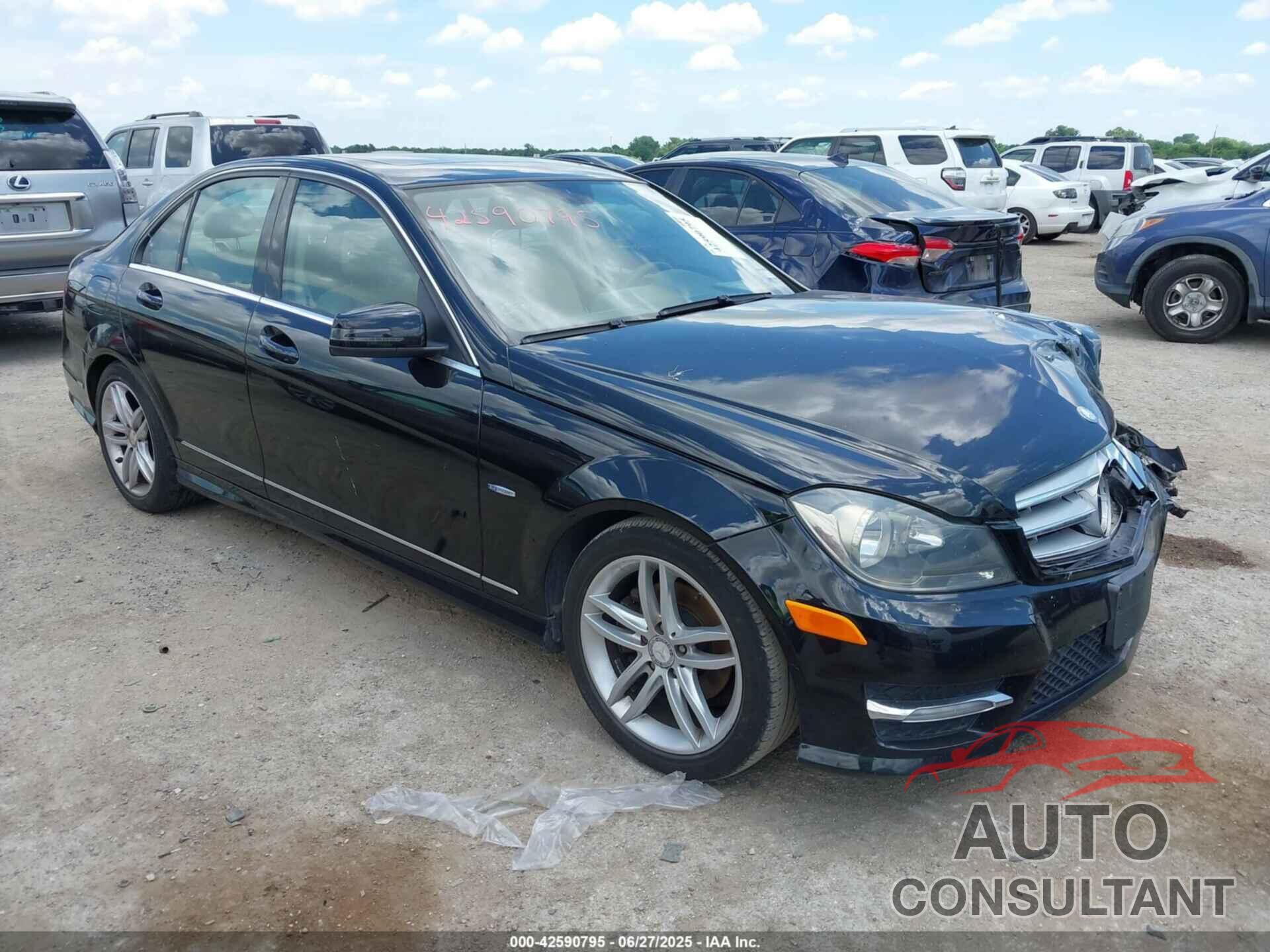 MERCEDES-BENZ C 250 2012 - WDDGF4HB7CR237973