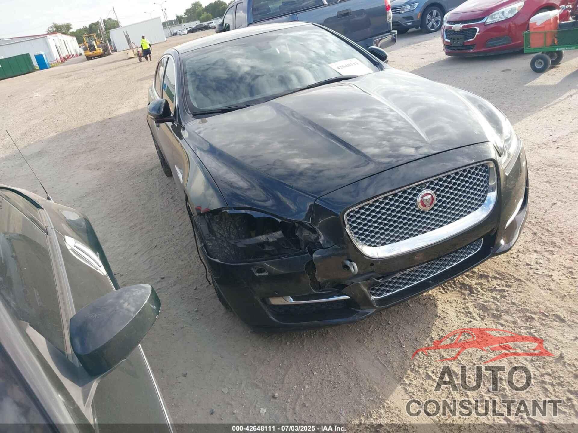JAGUAR XJ 2016 - SAJWA2G7XG8W02522
