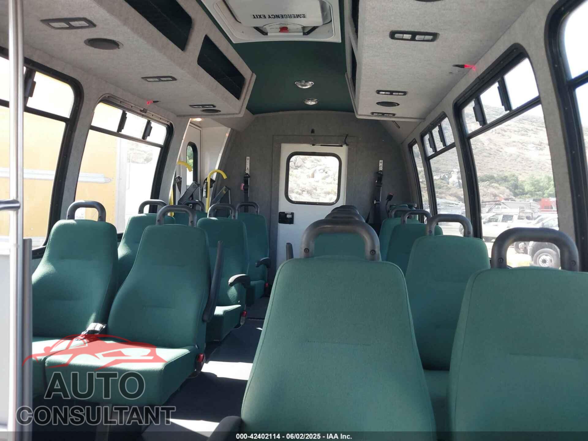 FORD E-450 CUTAWAY 2011 - 1FDXE4FS7BDB09062